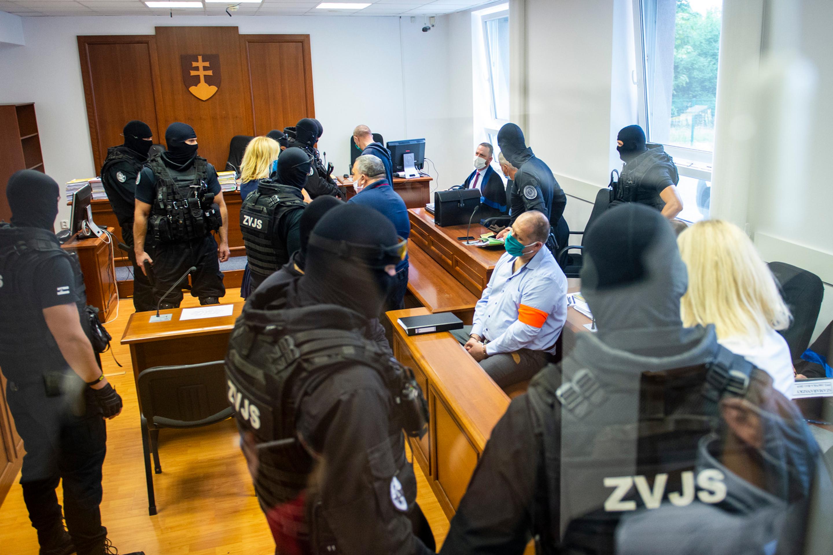 Na snímke obvinený Roland Szamaranský.