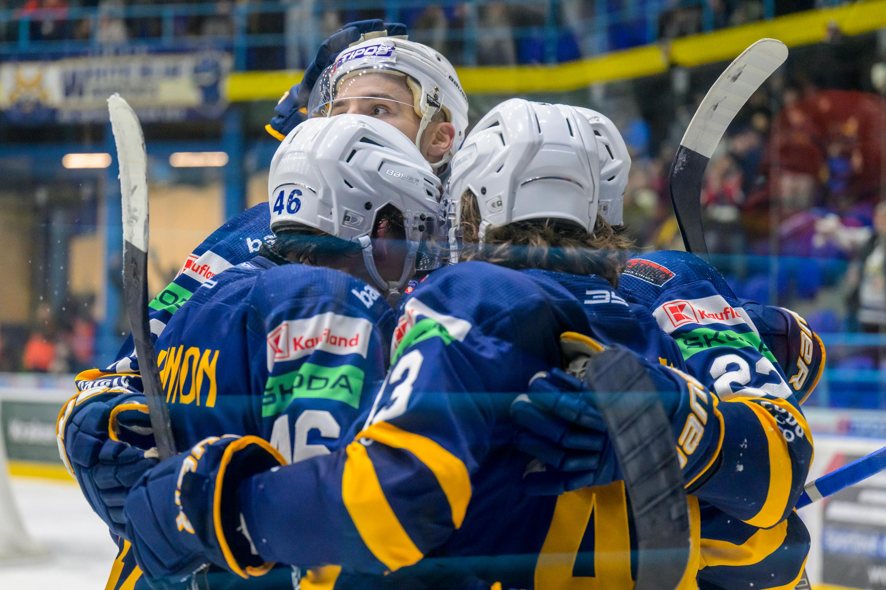 Na snímke gólová radosť hokejistov Spišskej Novej Vsi