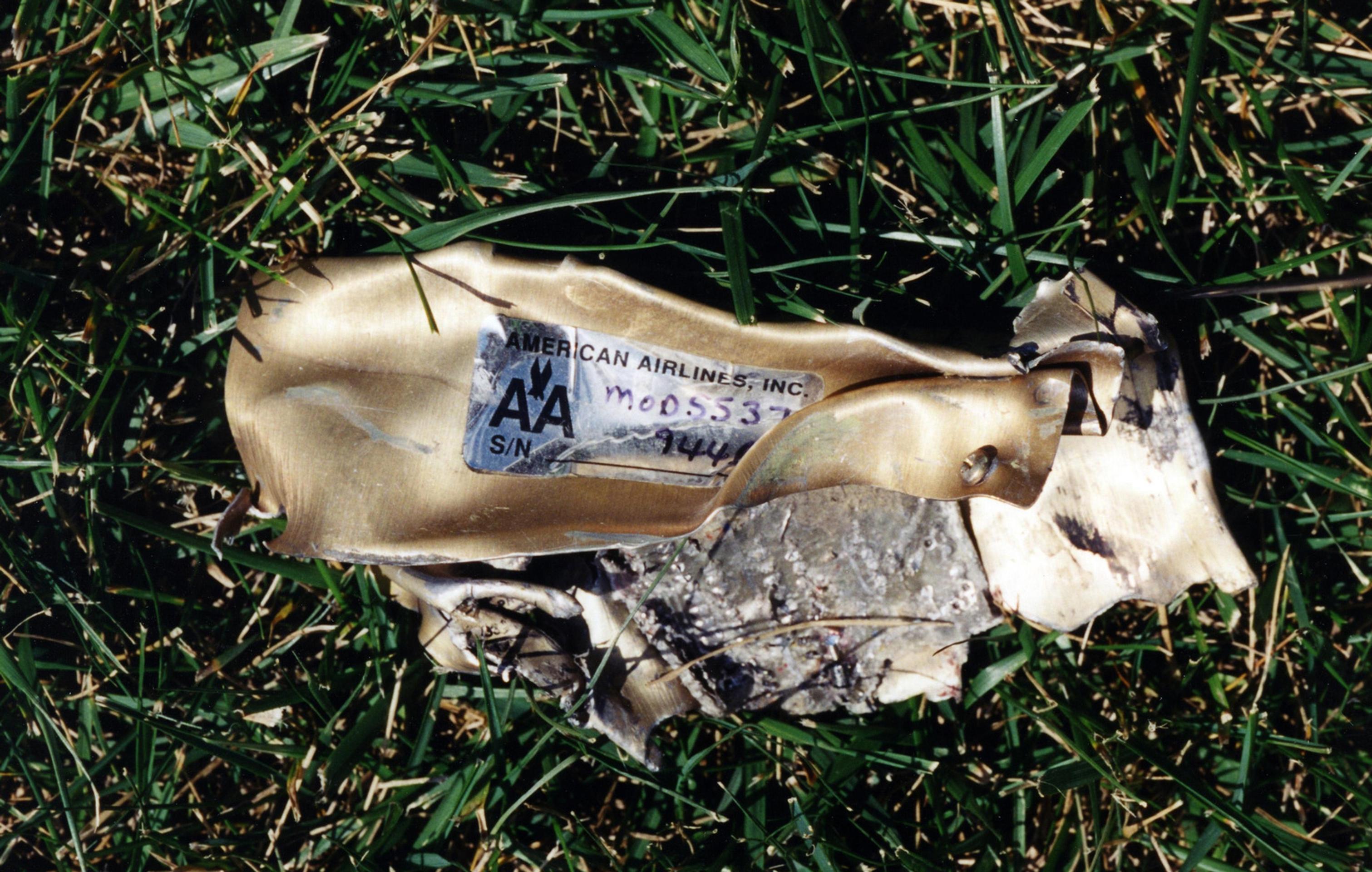 Fragmenty lietadla American Airlines.