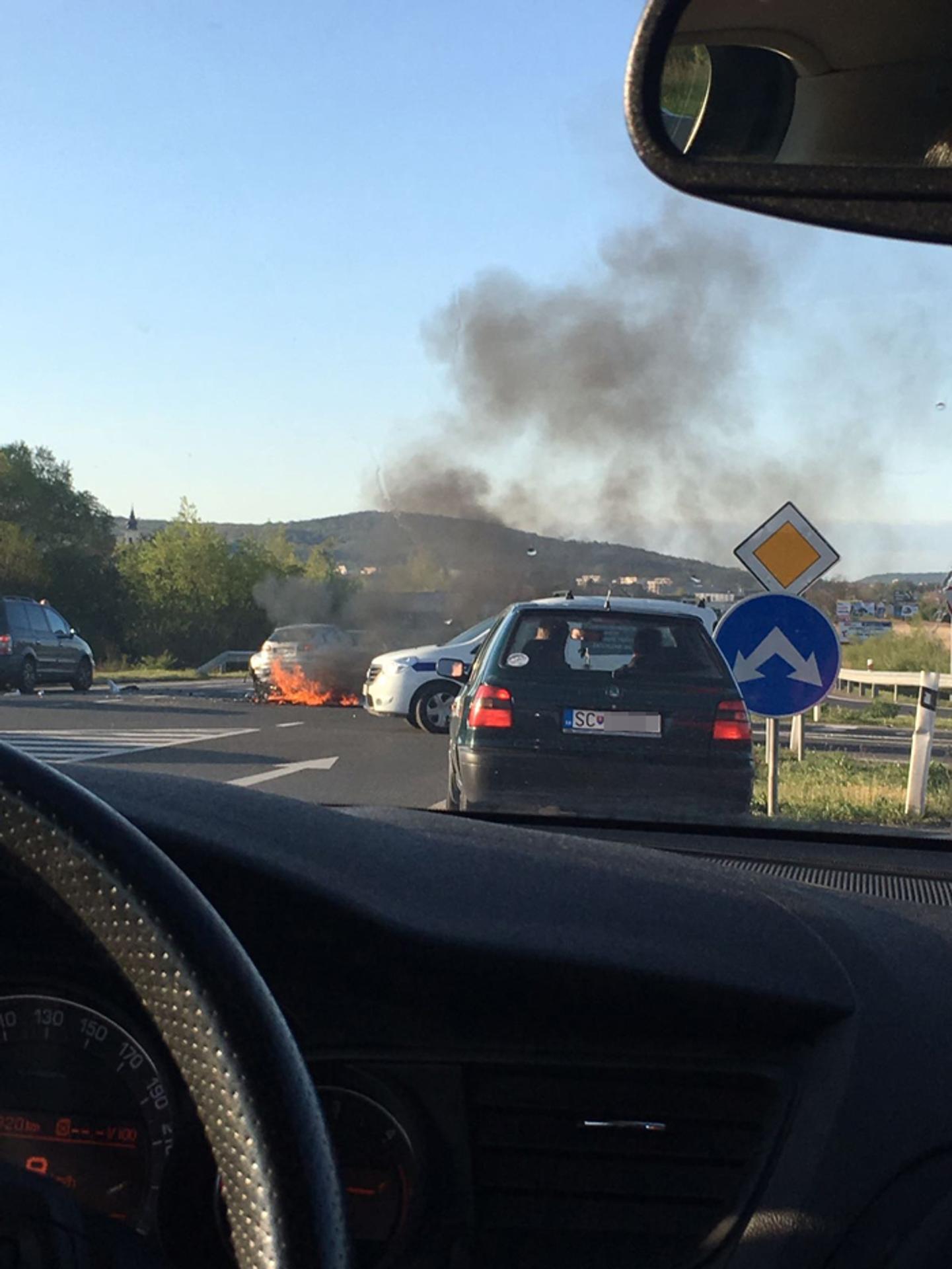 Nehoda motorkára na D4 pri Stupave.