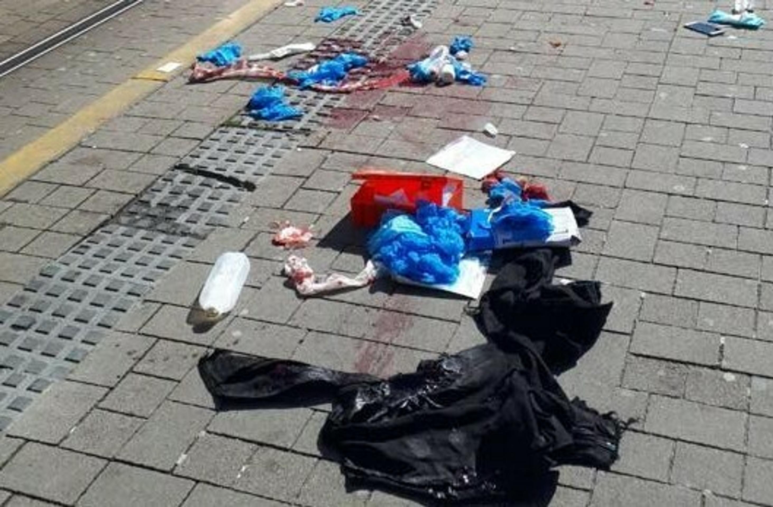 Laura, Tobias, Maroško a Izabelka