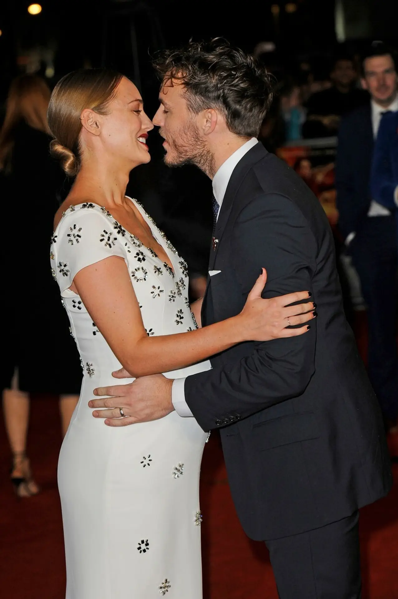 Sam Claflin s manželkou