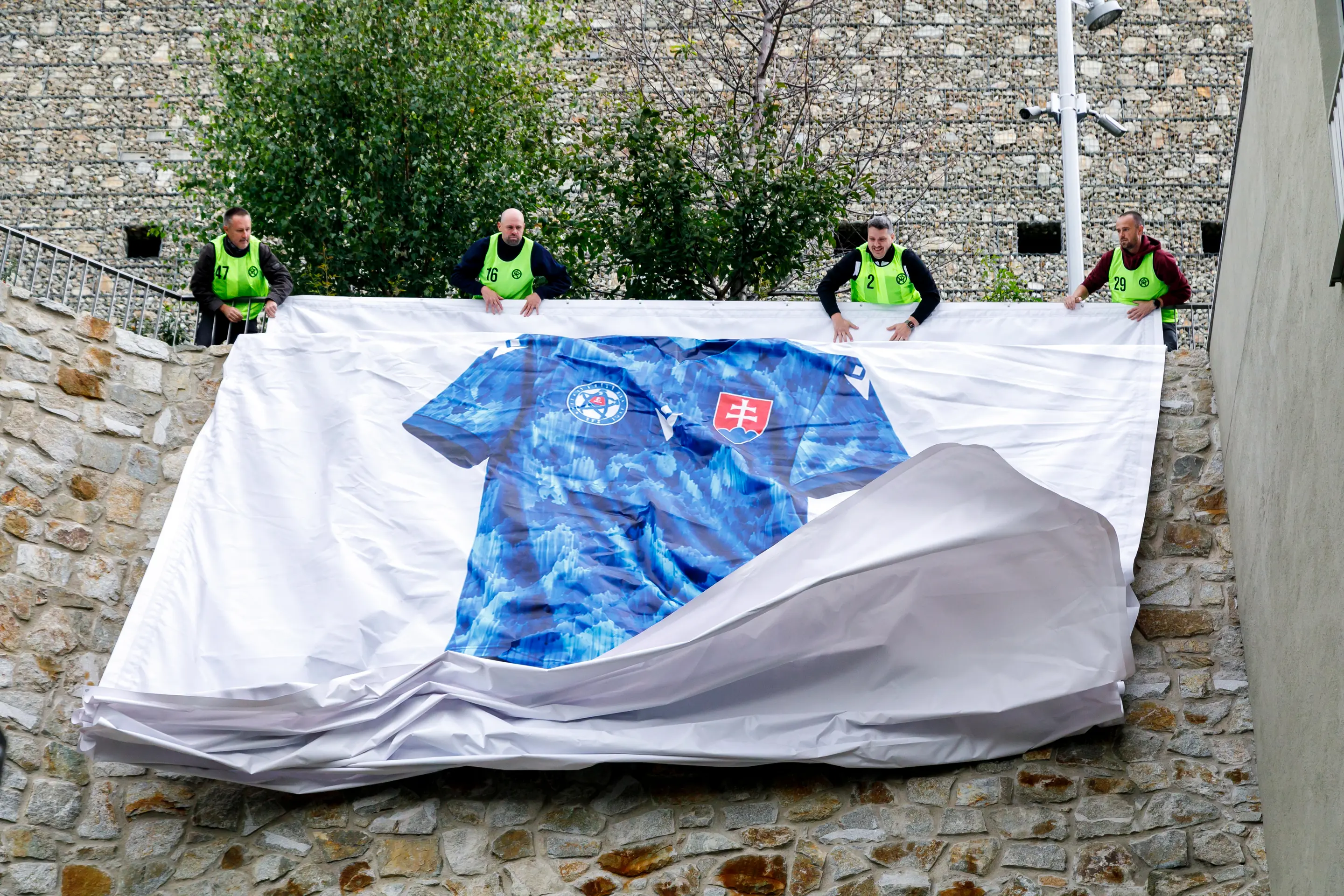 Predstavenie nových dresov slovenskej futbalovej reprezentácie pre Ligu národov.