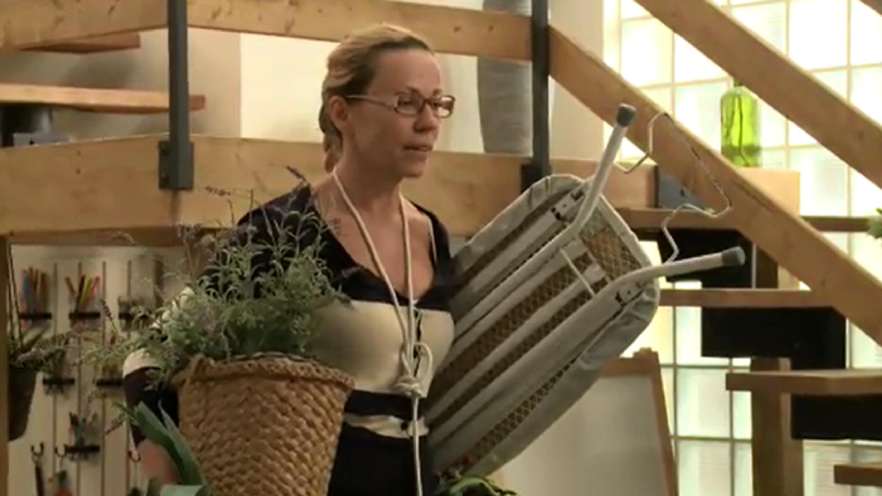 Diana Mórová v skeč šou Kredenc