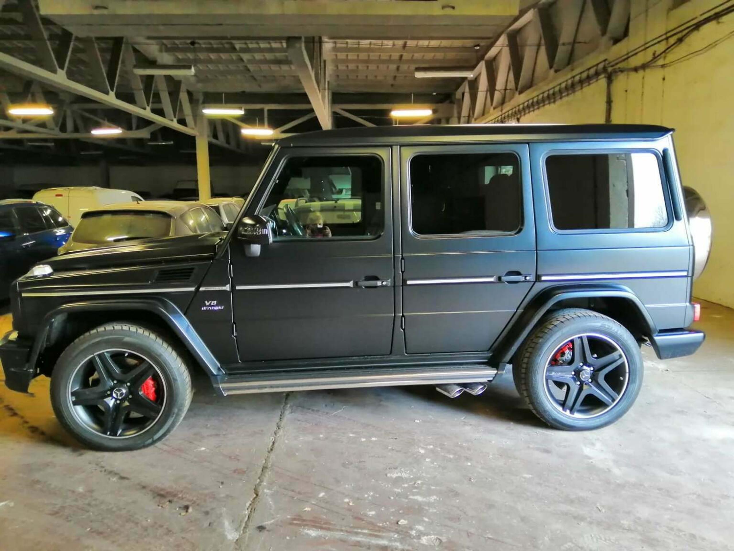 Zadržané auto políciou počas medzinárodnej akcie.