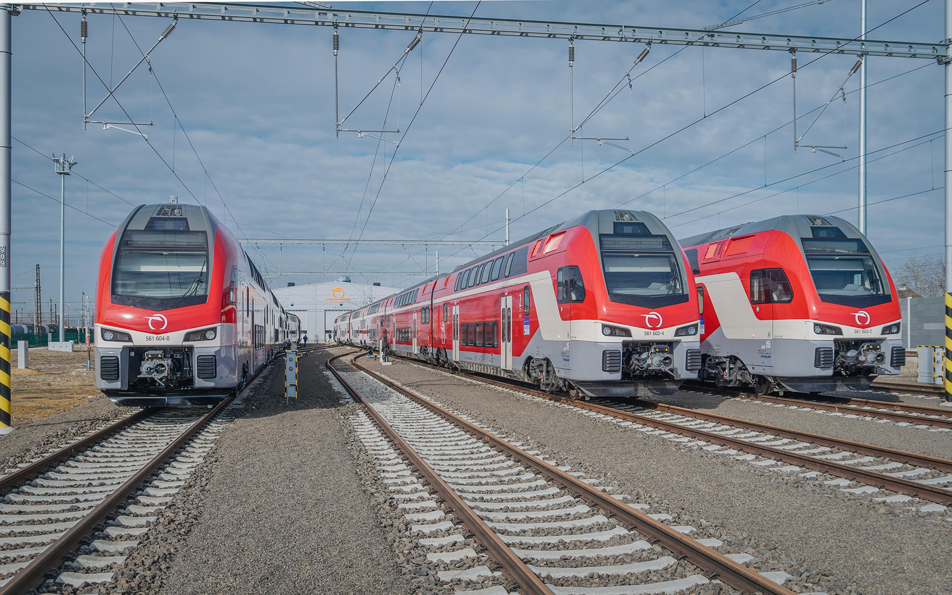 Nové vysokokapacitné dvojposchodové vlaky