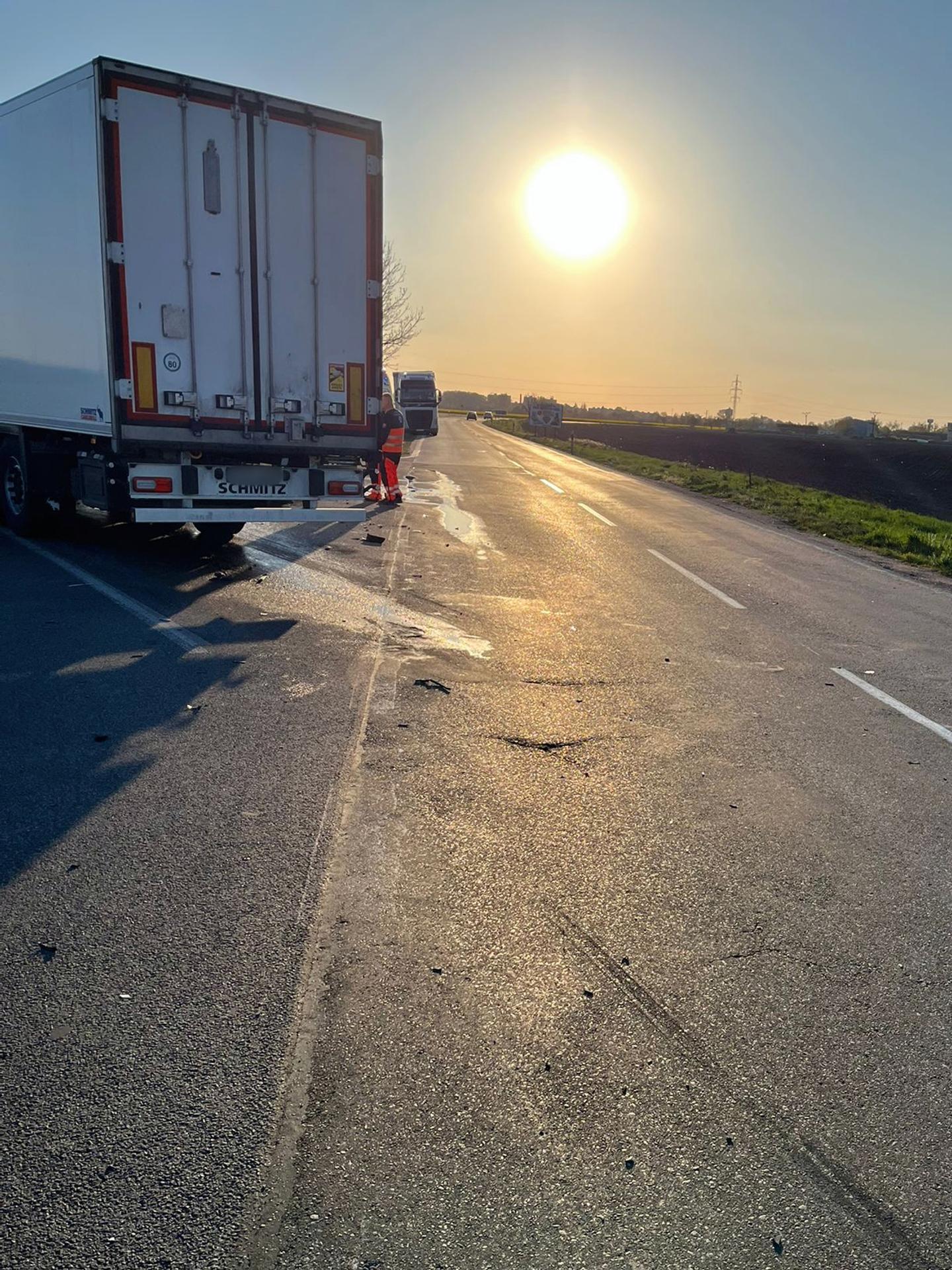 Motorka začala po náraze horieť.