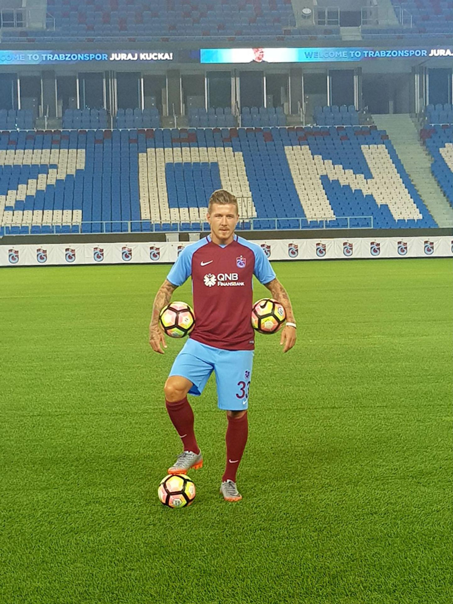 Juraj Kucka na štadióne Trabzonsporu.