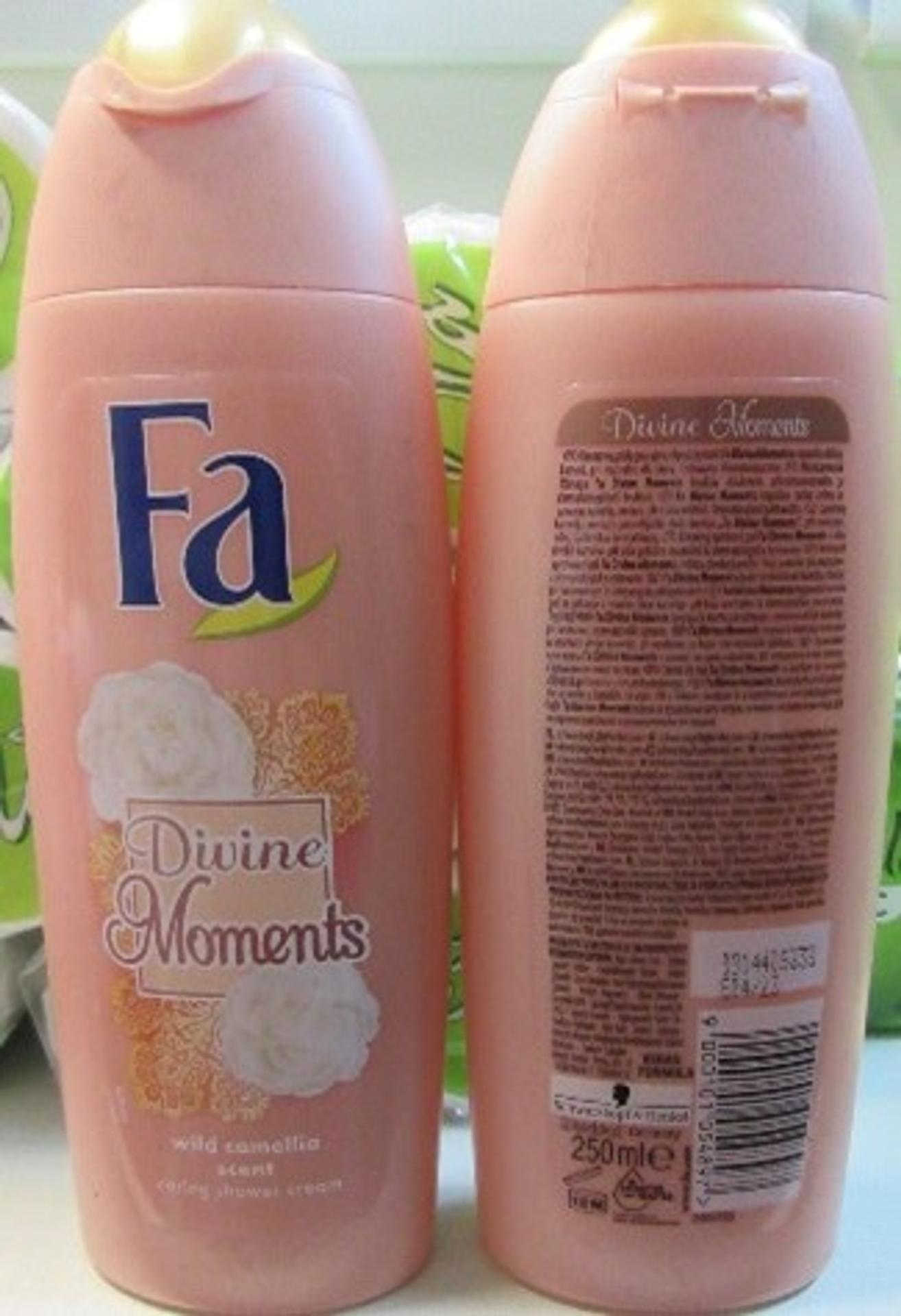 FA Divine Moments Shower Cream Wild Camellia Scent