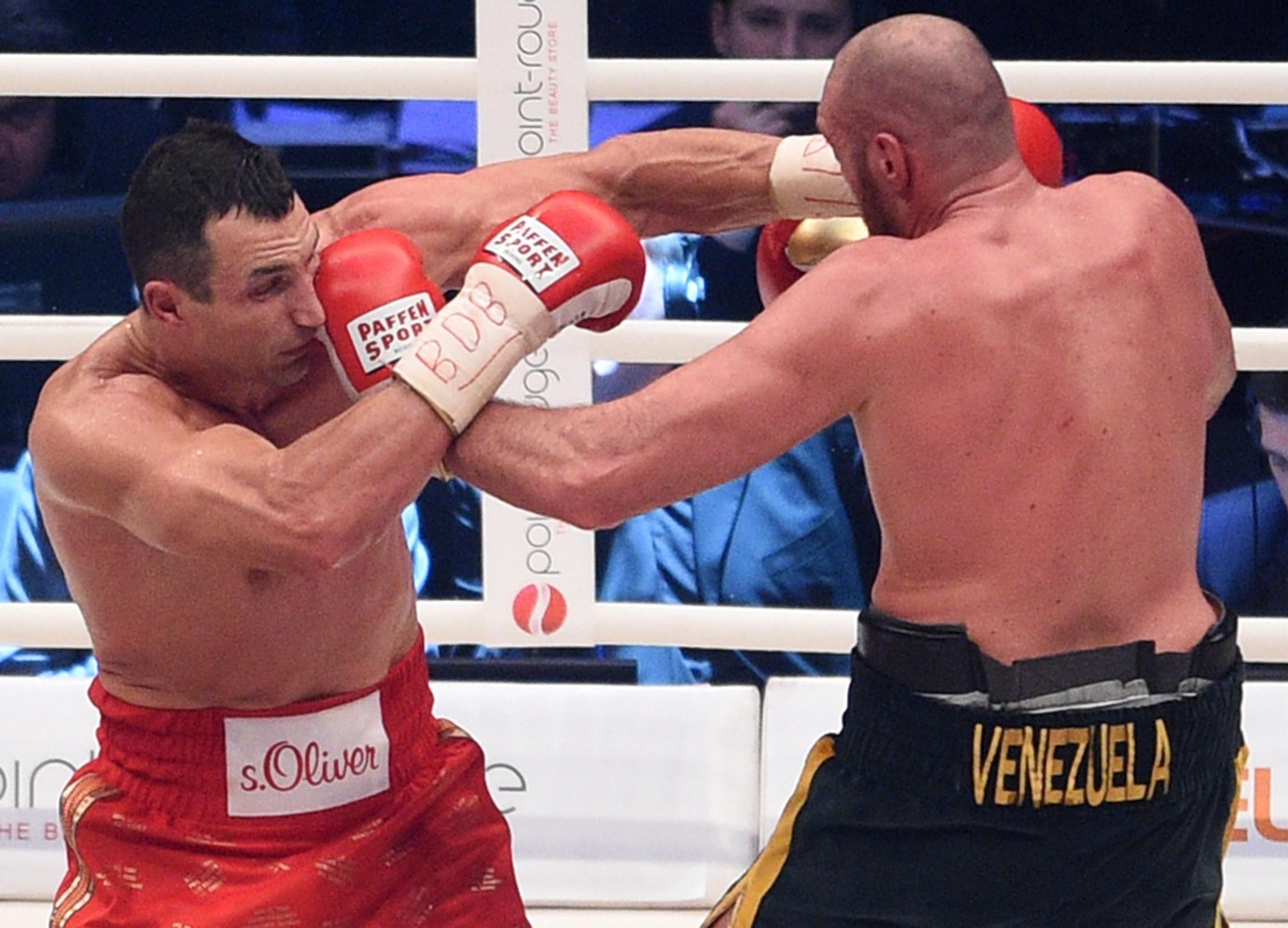 Zo súboja o šampióna ťažkej váhy Tyson Fury vs. Vladimir Kličko.