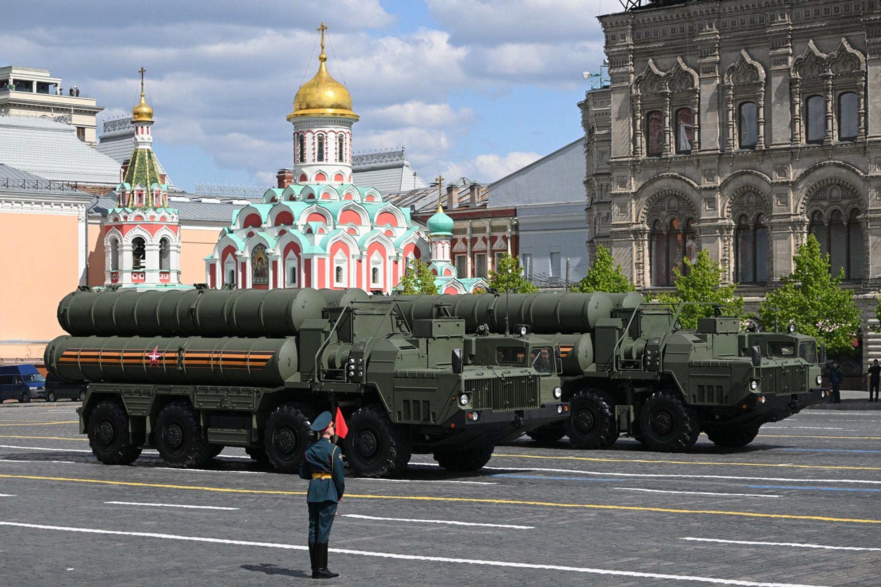 Protiletecký systém S-400.