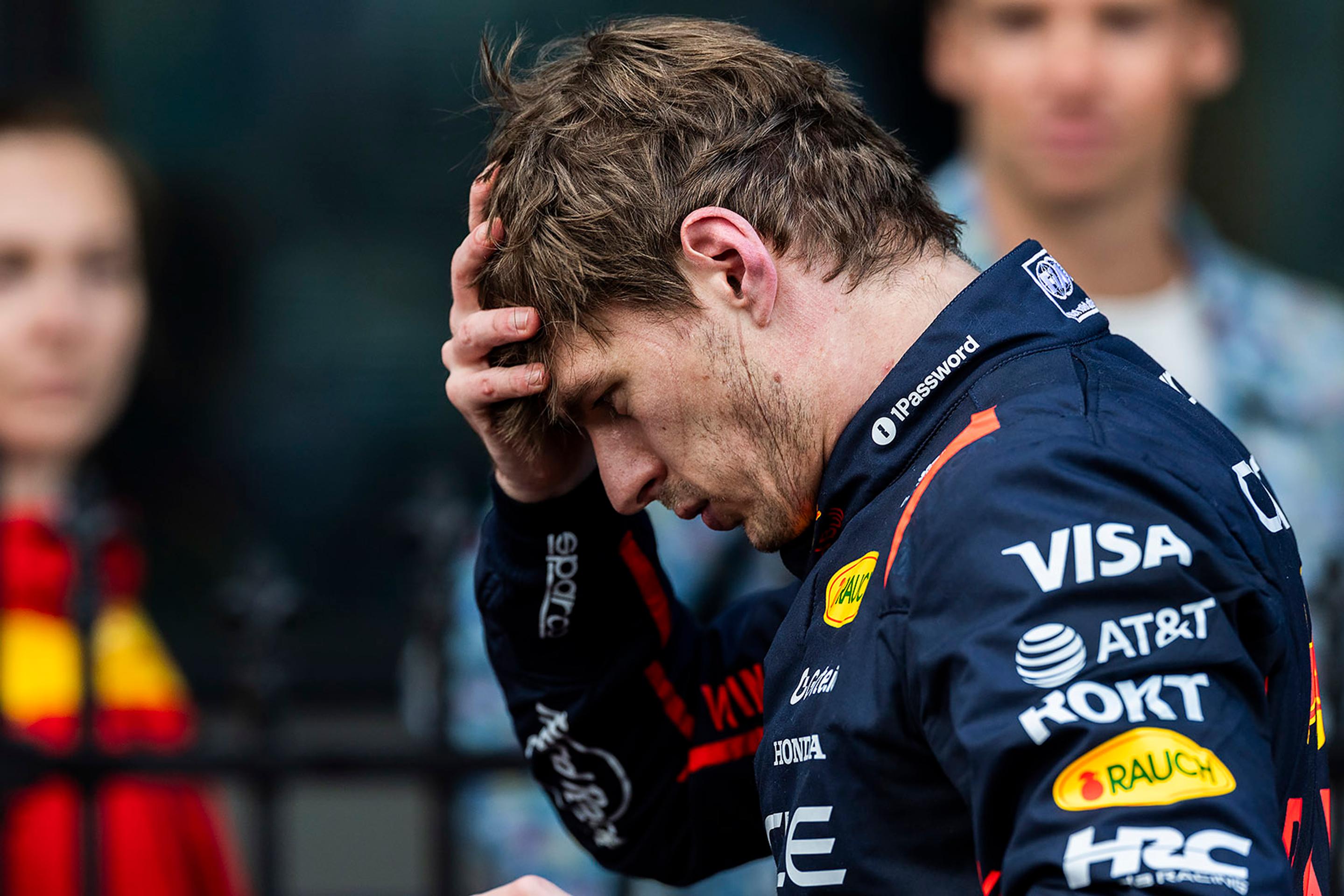 Holanďan Max Verstappen z Red Bullu si na prvý triumf v sezóne musí počkať.