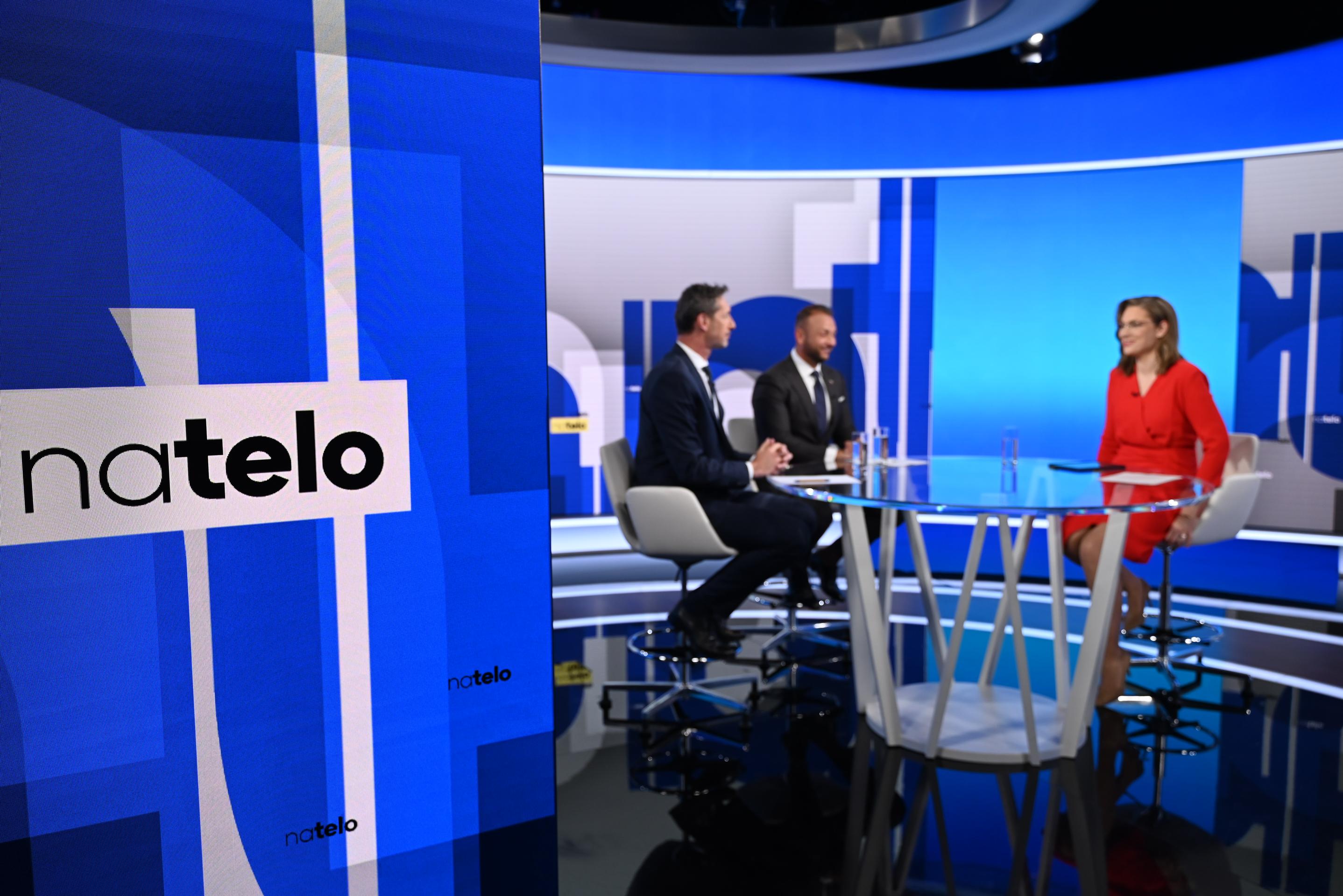 Hosťami relácie Na telo boli Matúš Šutaj Eštok (Hlas-SD) a Milan Majerský (KDH)