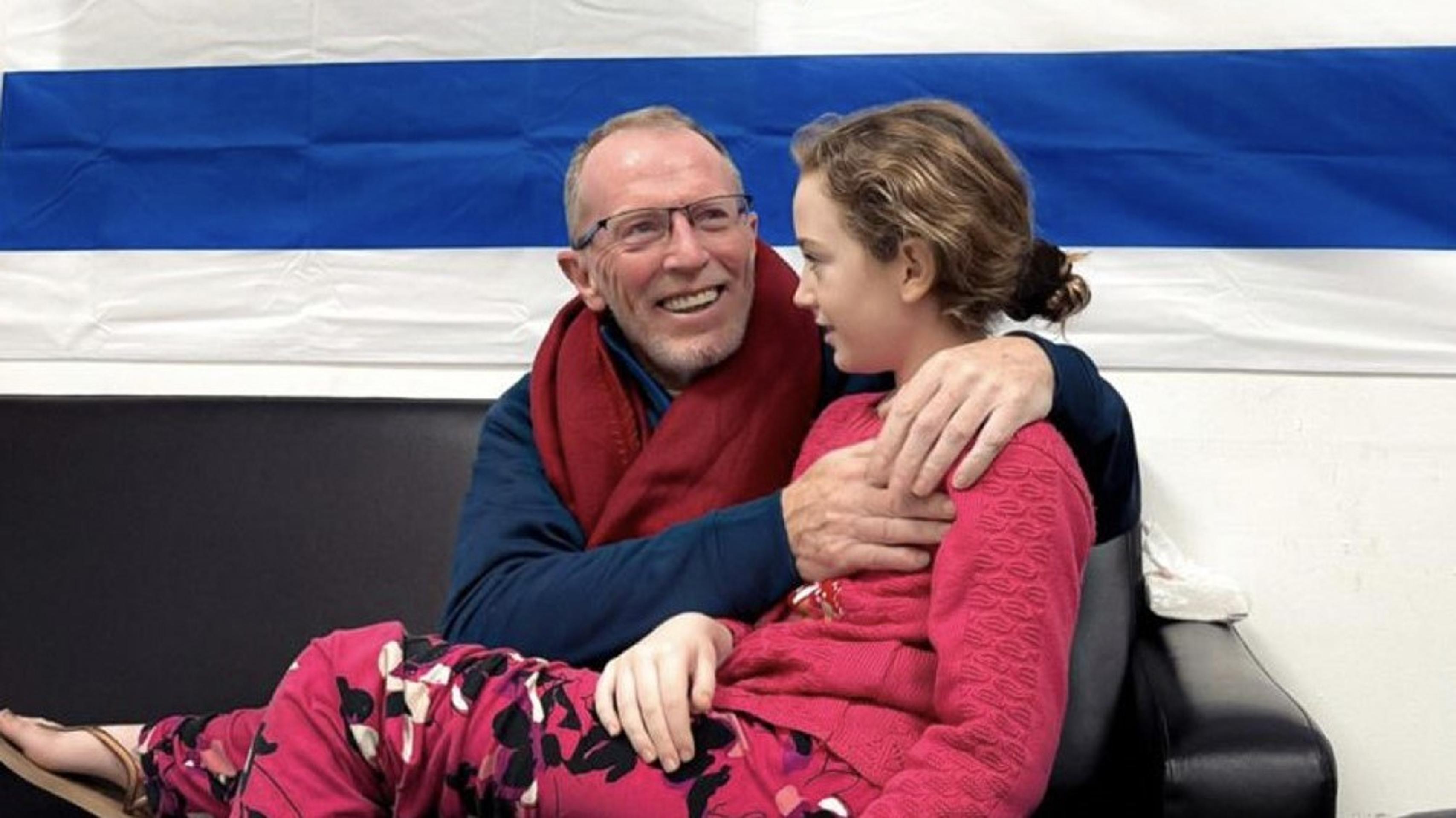 Emily nečakane prepustili zo zajatia.