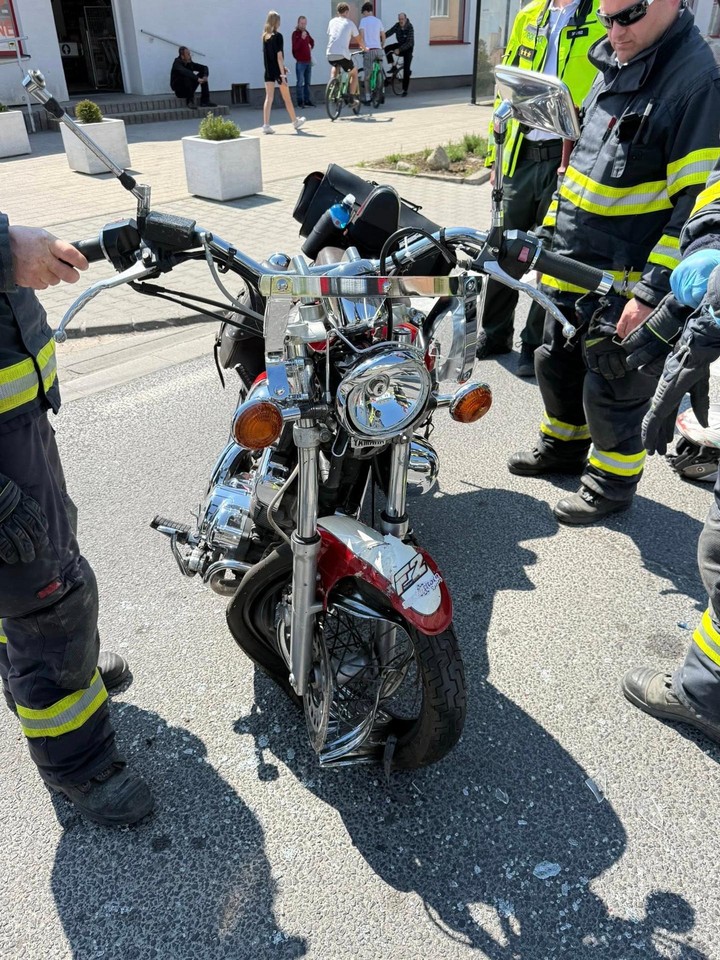 Nehoda motorkárky.