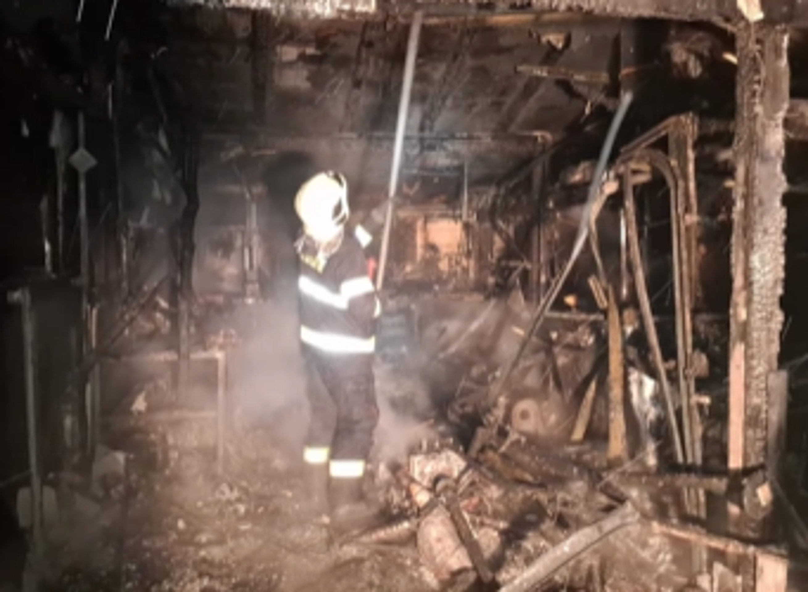 Nočný požiar v Radôstke.