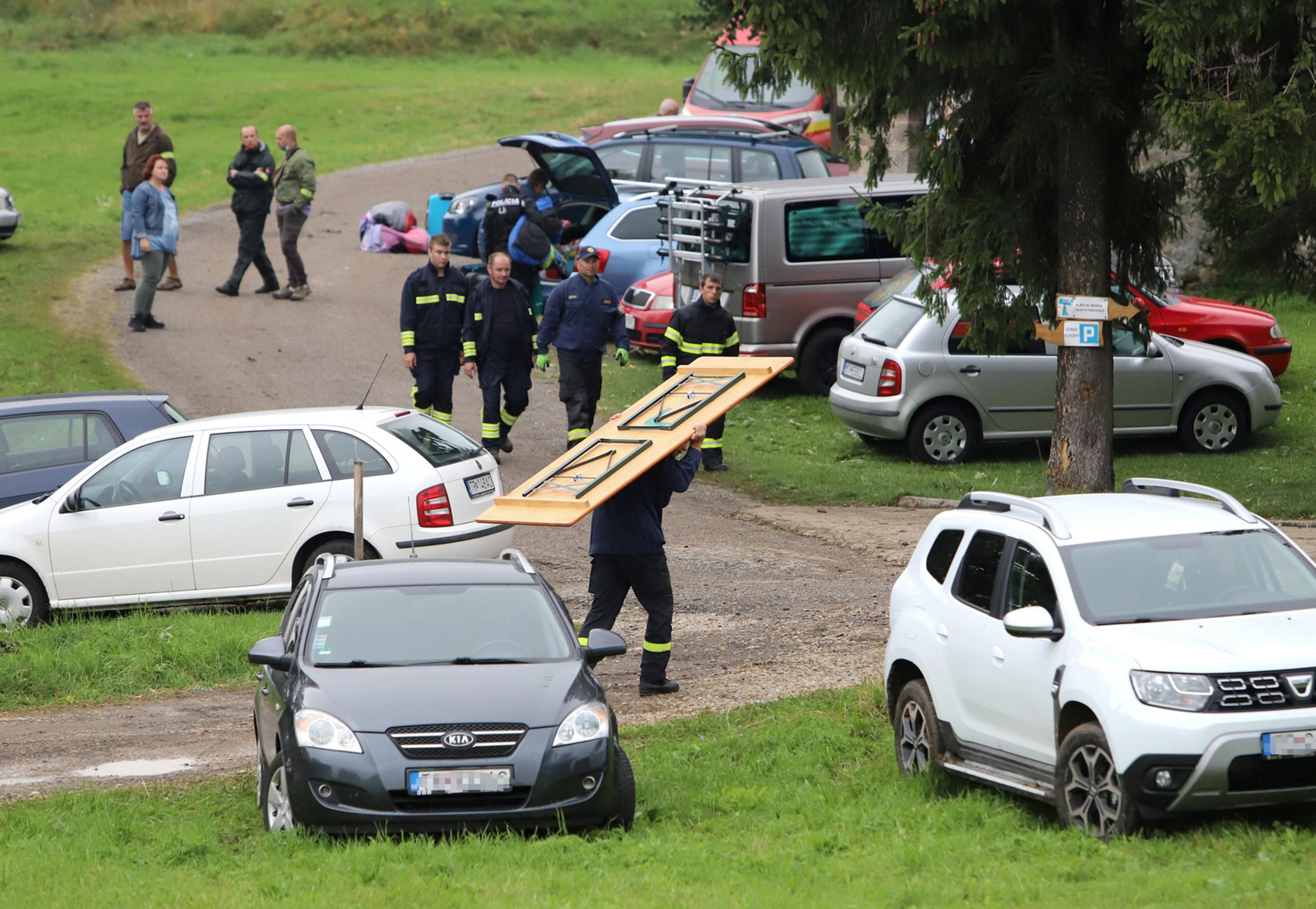 Zábery z miesta nešťastia.