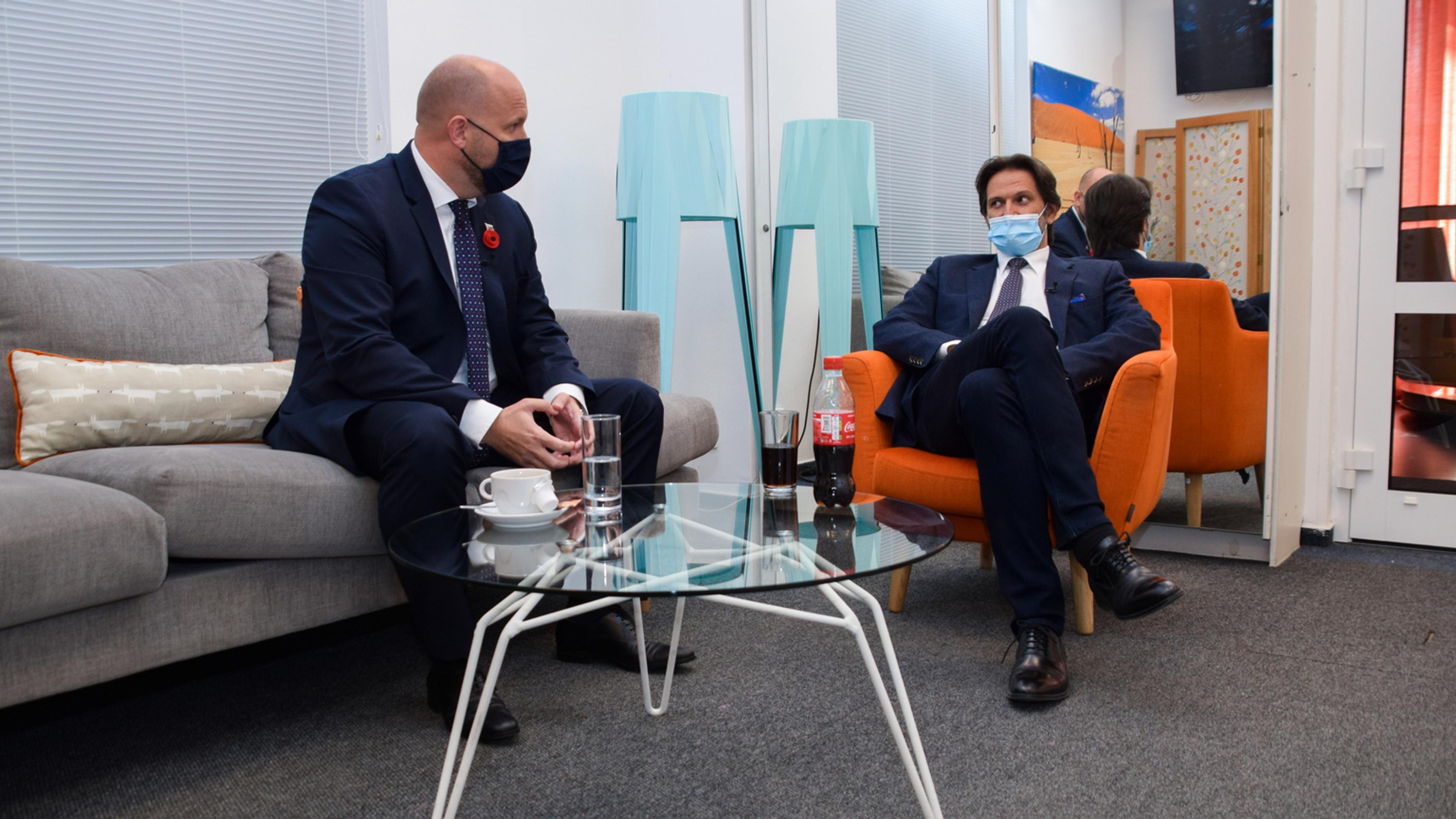 Jaroslav Naď a Robert Kaliňák pred nakrúcaním.