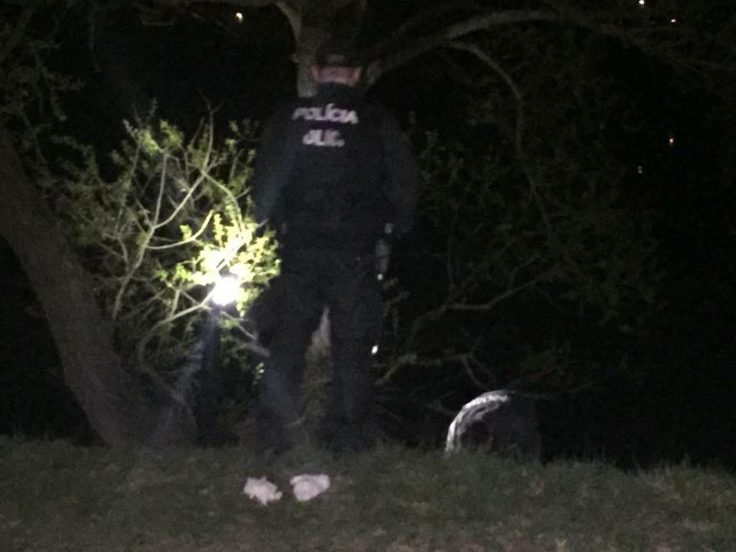 Vo Váhu našli mŕtvolu muža.