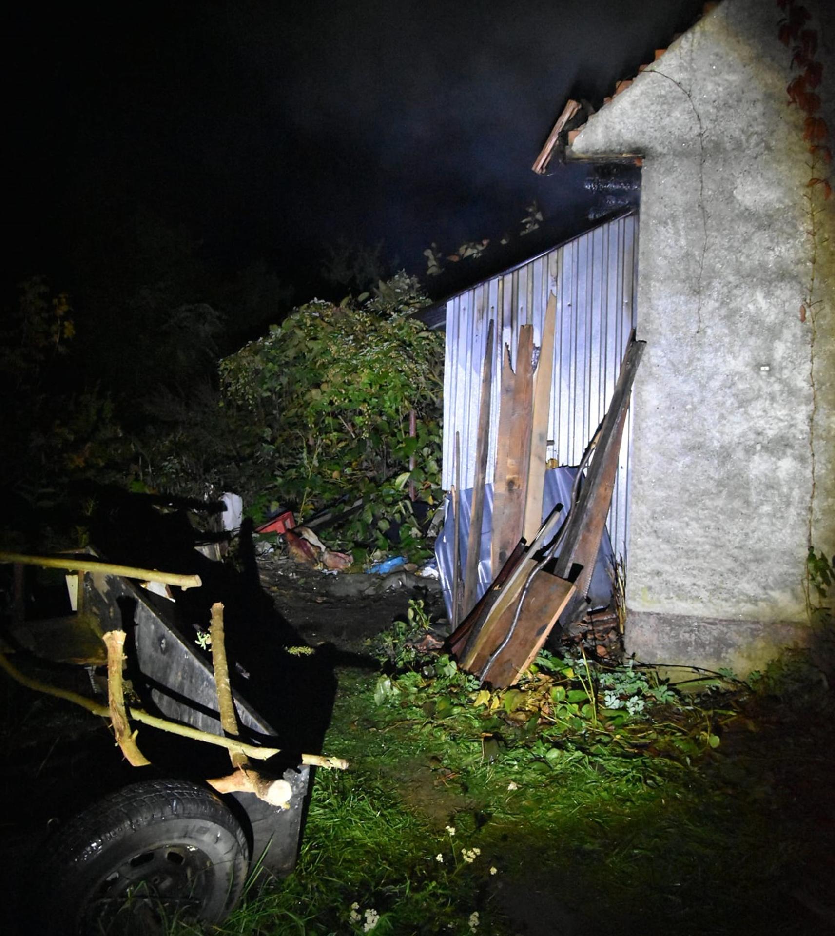 Požiar v obci Hraň.