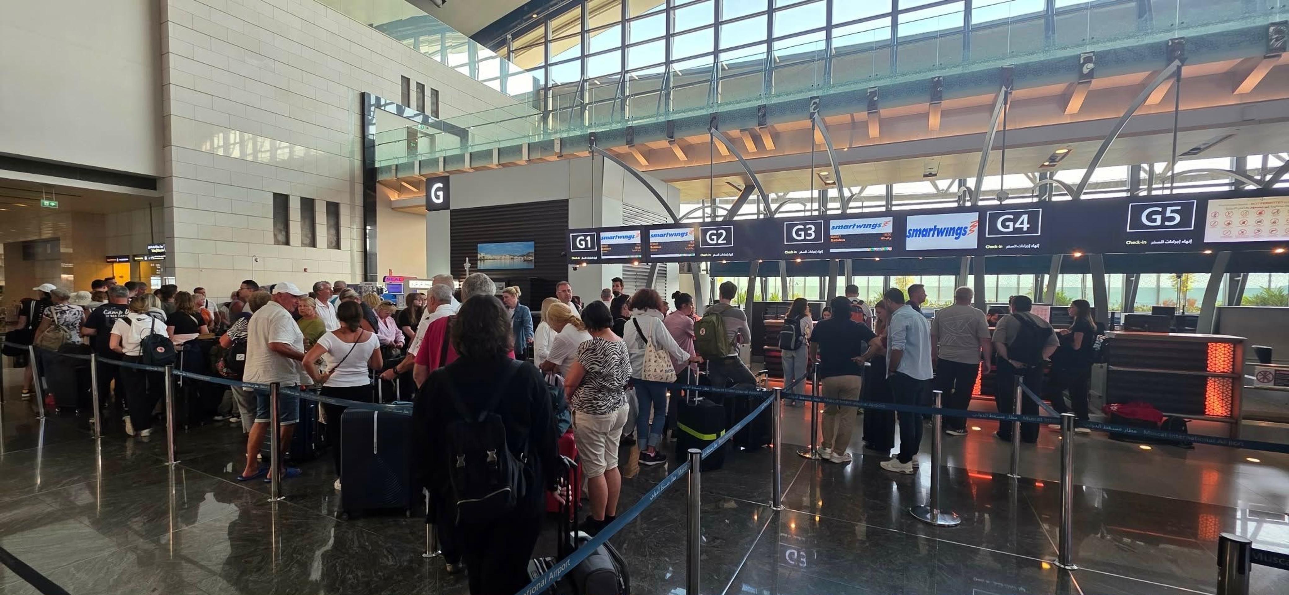 Hudobník uviazol v Ománe.