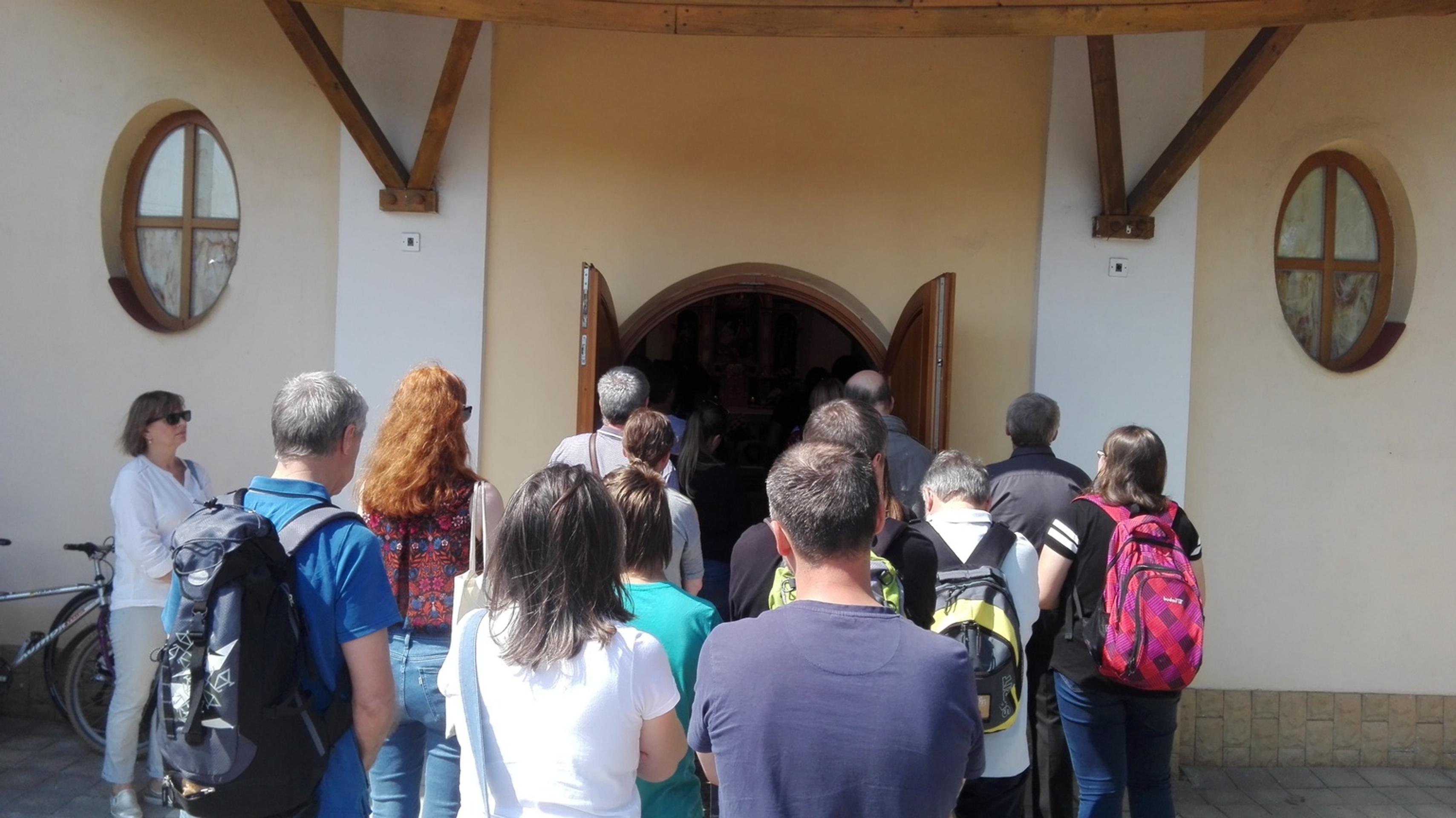 Svätá omša v Gregorovciach.