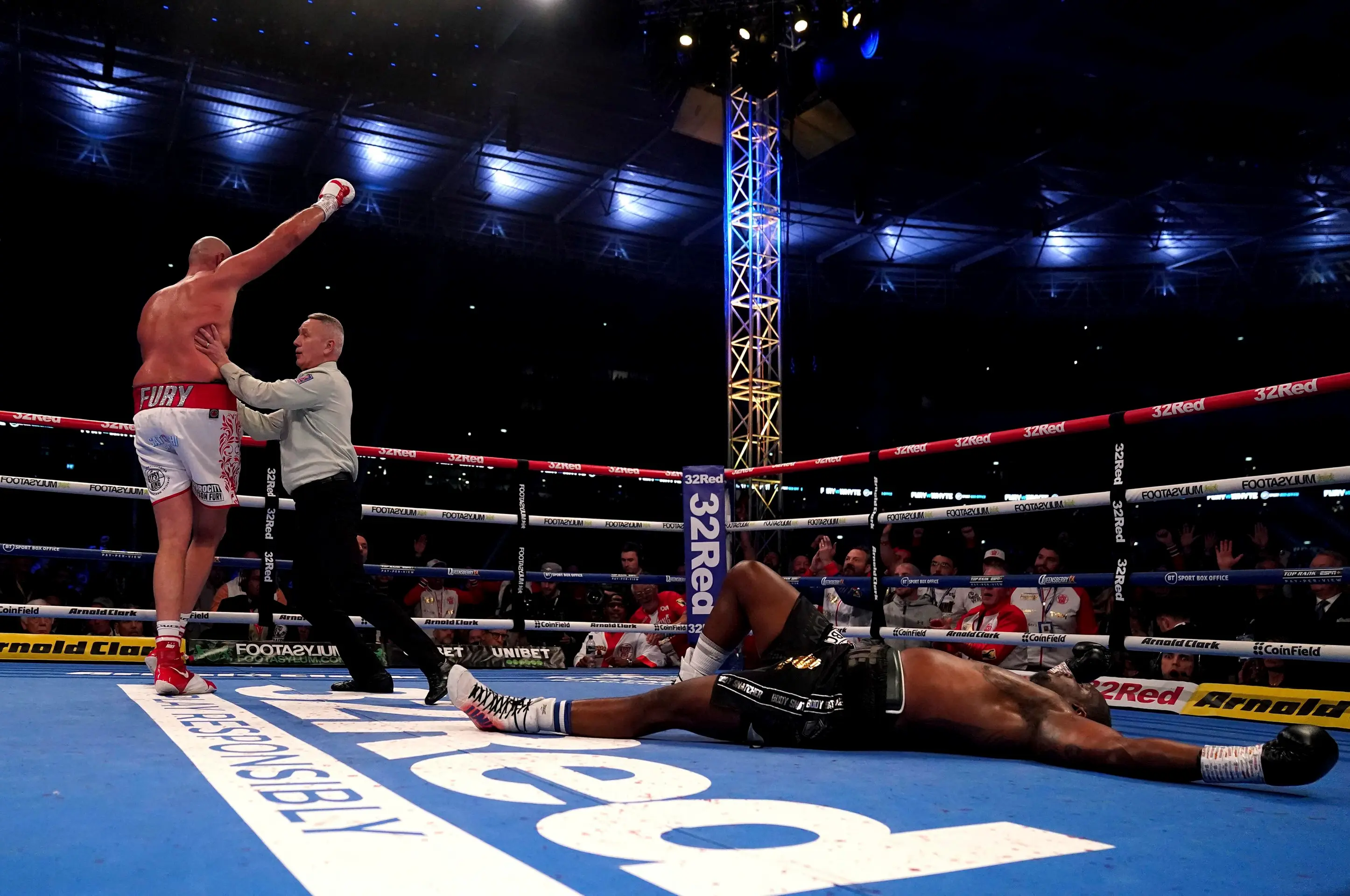 Tyson Fury vs. Dillian Whyte