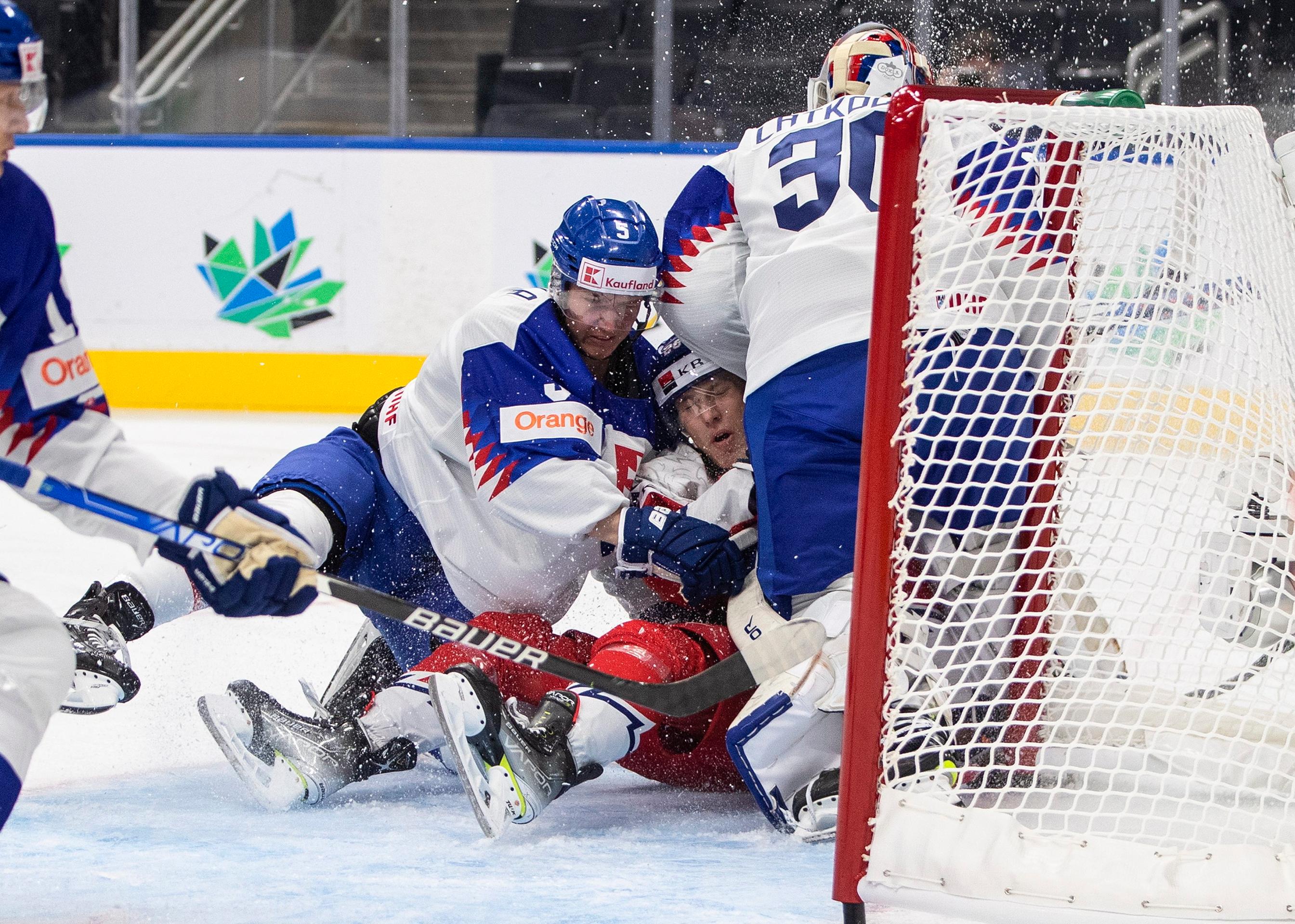 Zápas Slovenska proti Česku