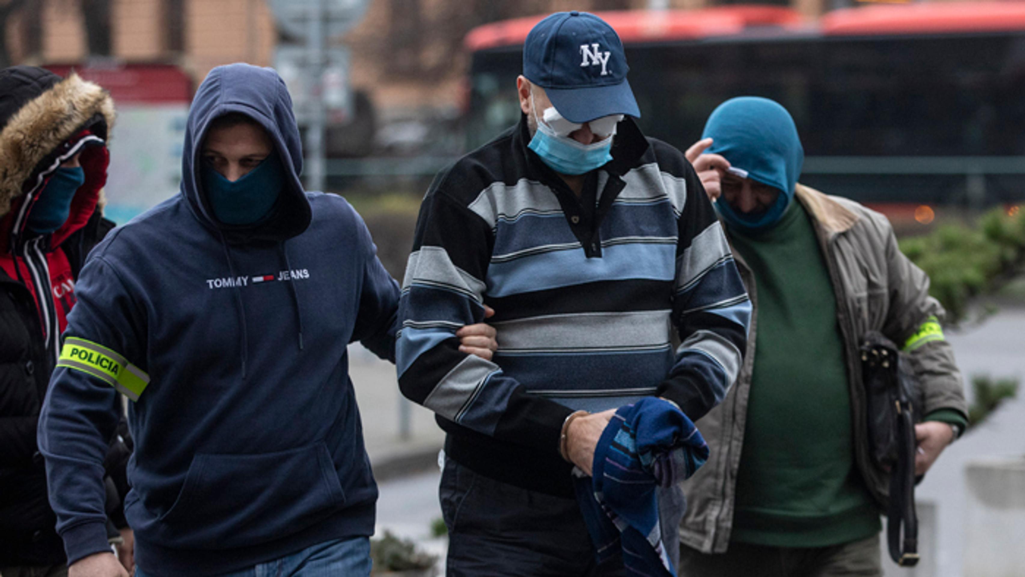 Jozef Vajda na natáčaní seriálu