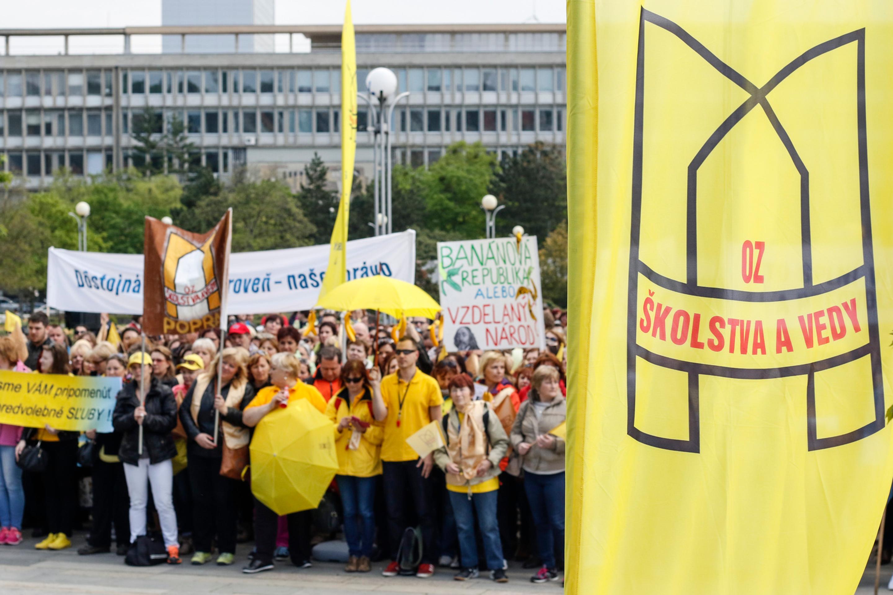Protest učiteľov v Bratislave 