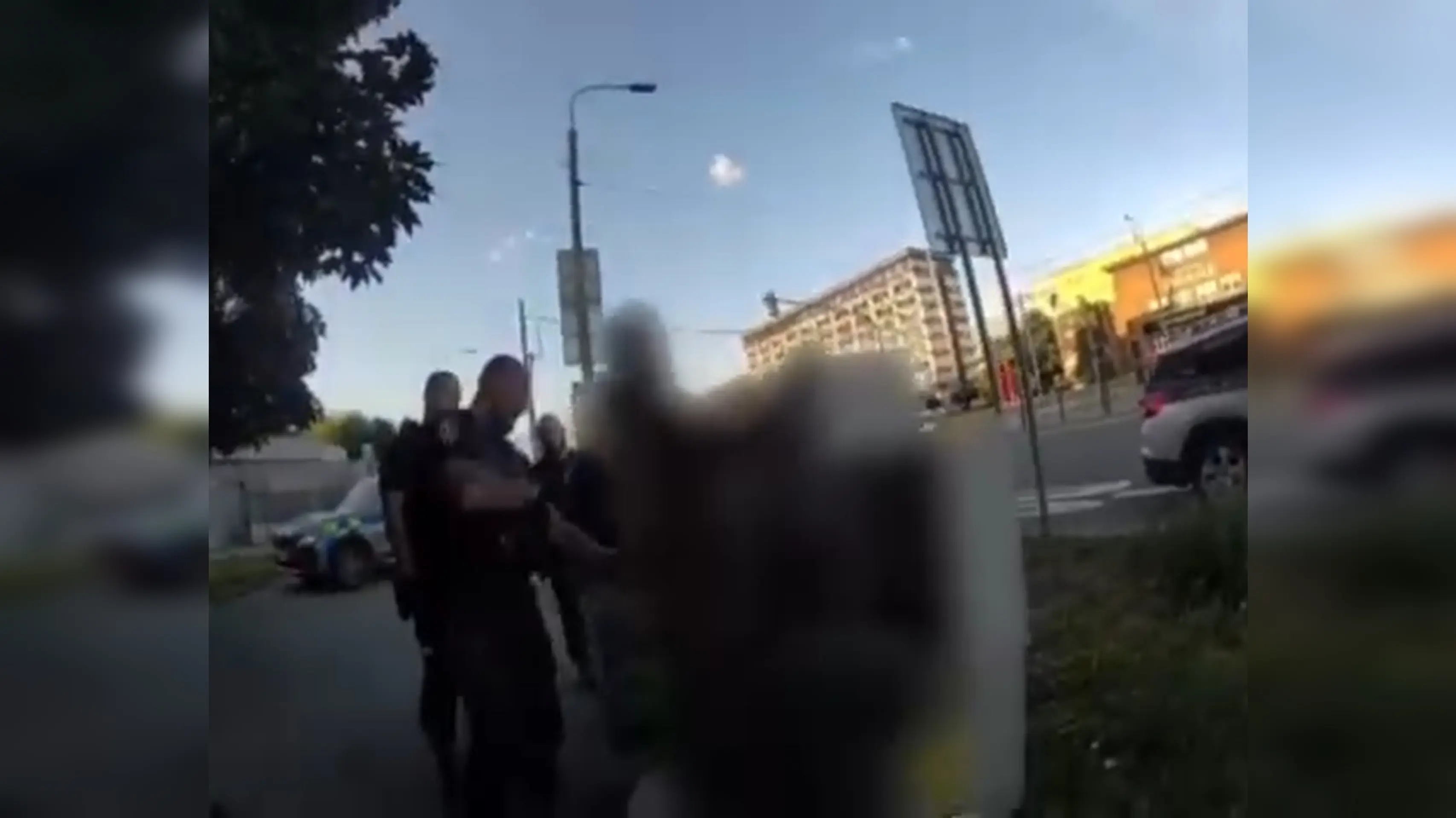 Dvaja páchatelia zaútočili na muža na invalidnom vozíku