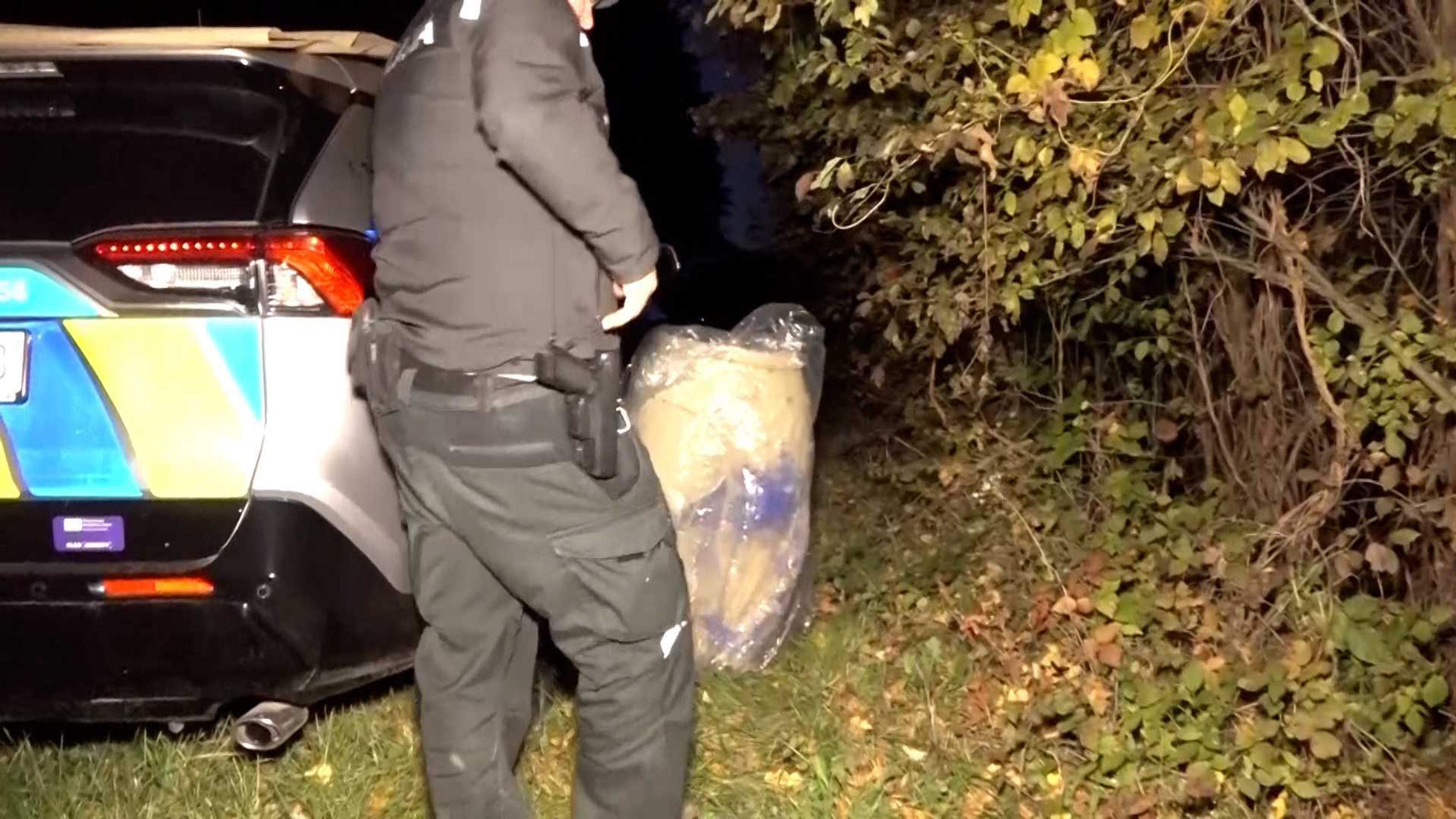 Z Domaše vylovili sud so záhadným obsahom