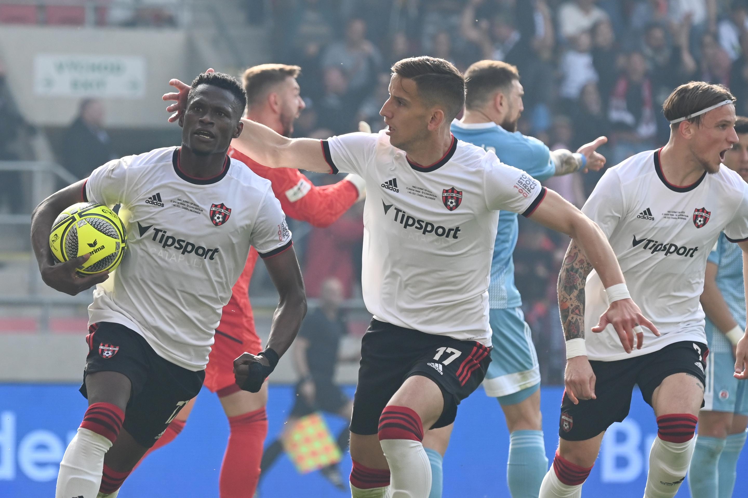 Trnava oslavuje gól