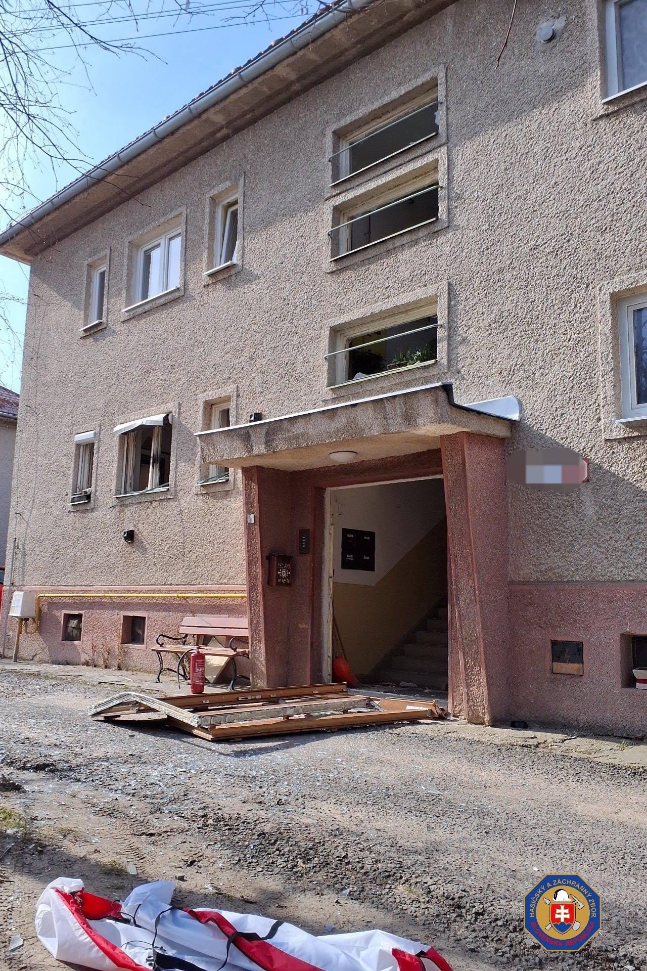 Výbuch plynu v byte na 1. poschodí