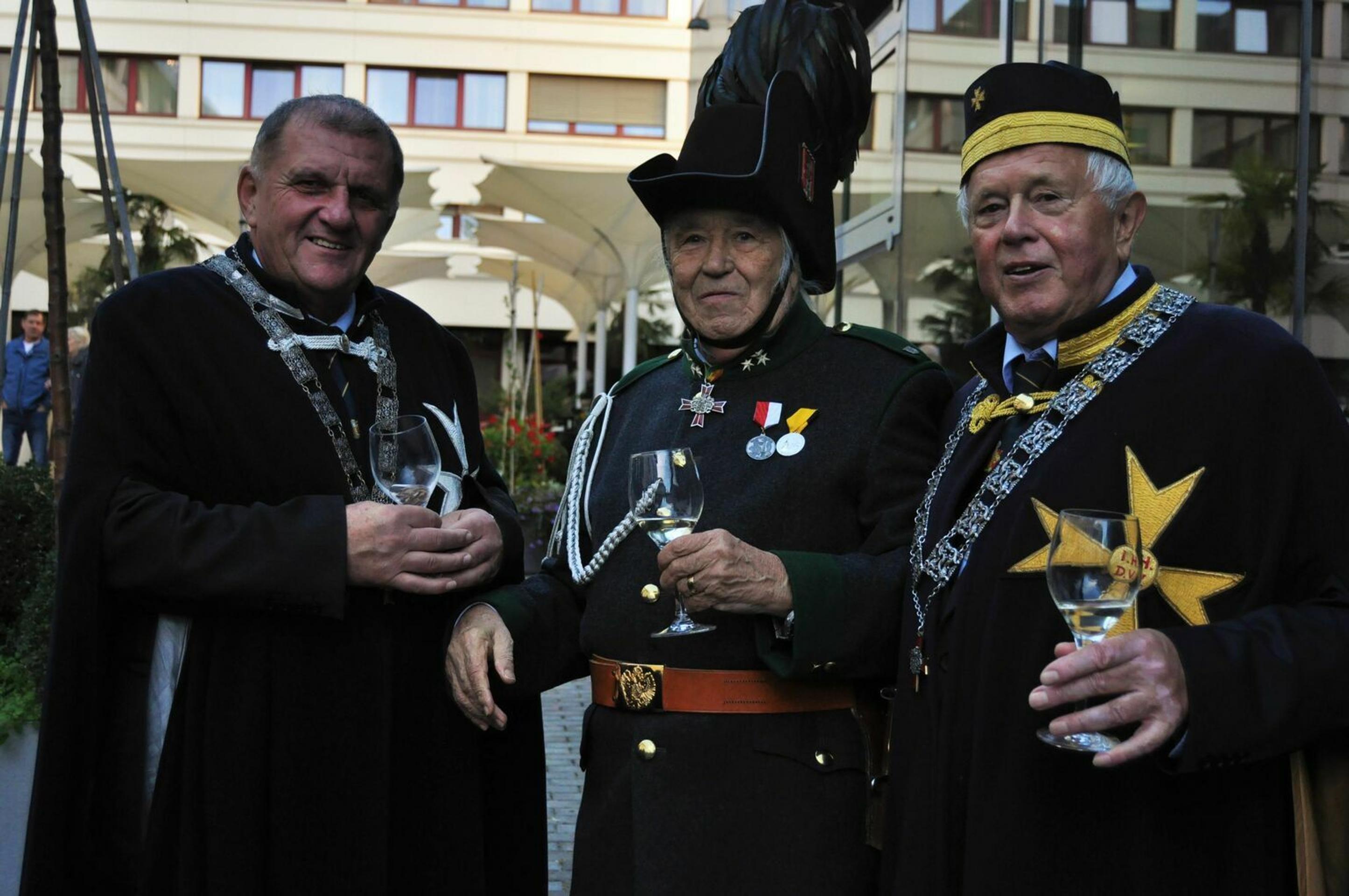 2205_Rodinne_pripady_22_05_r16e28_P30_dnes_18_00__12___VOYO.mp4