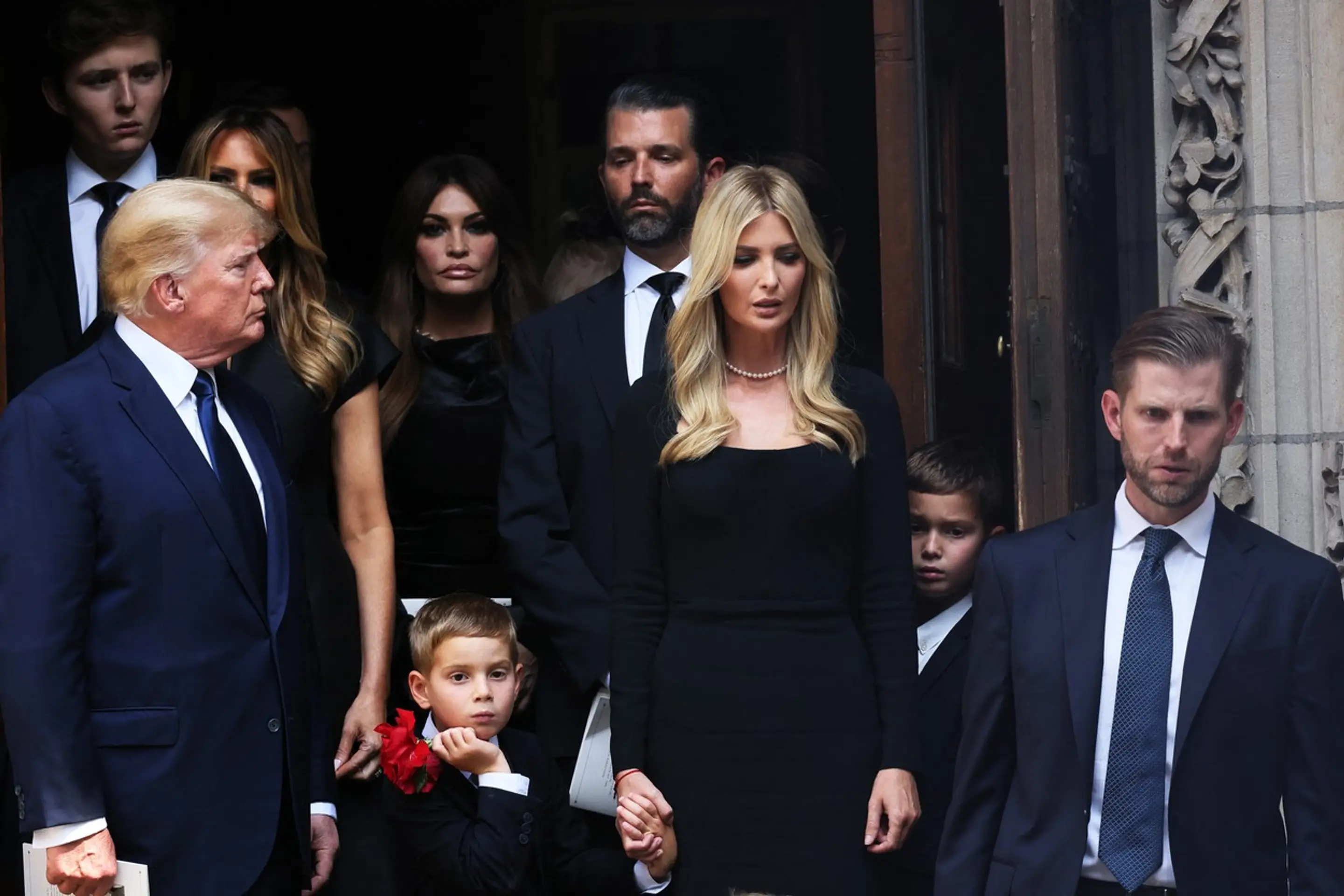 Donald Trump s rodinou počas pohrebu bývalej manželky Ivany.