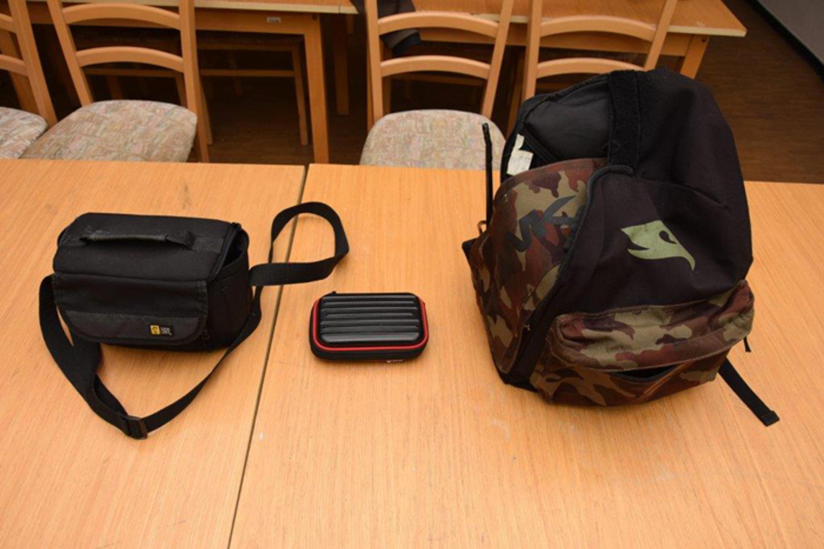 Ukradnutý batoh filmového štábu Juraja Jakubiska.