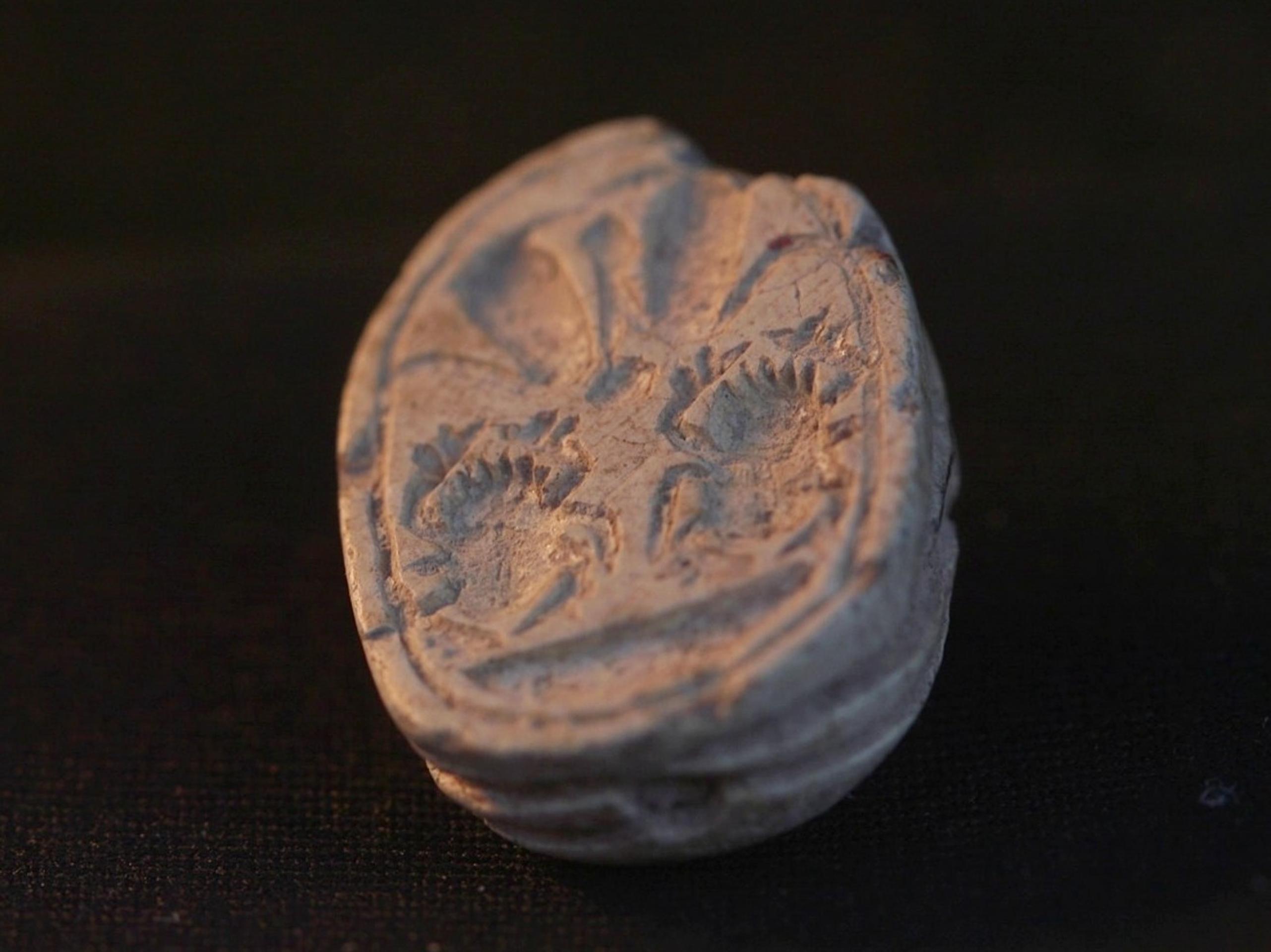 Malé dievčatko našlo starý artefakt