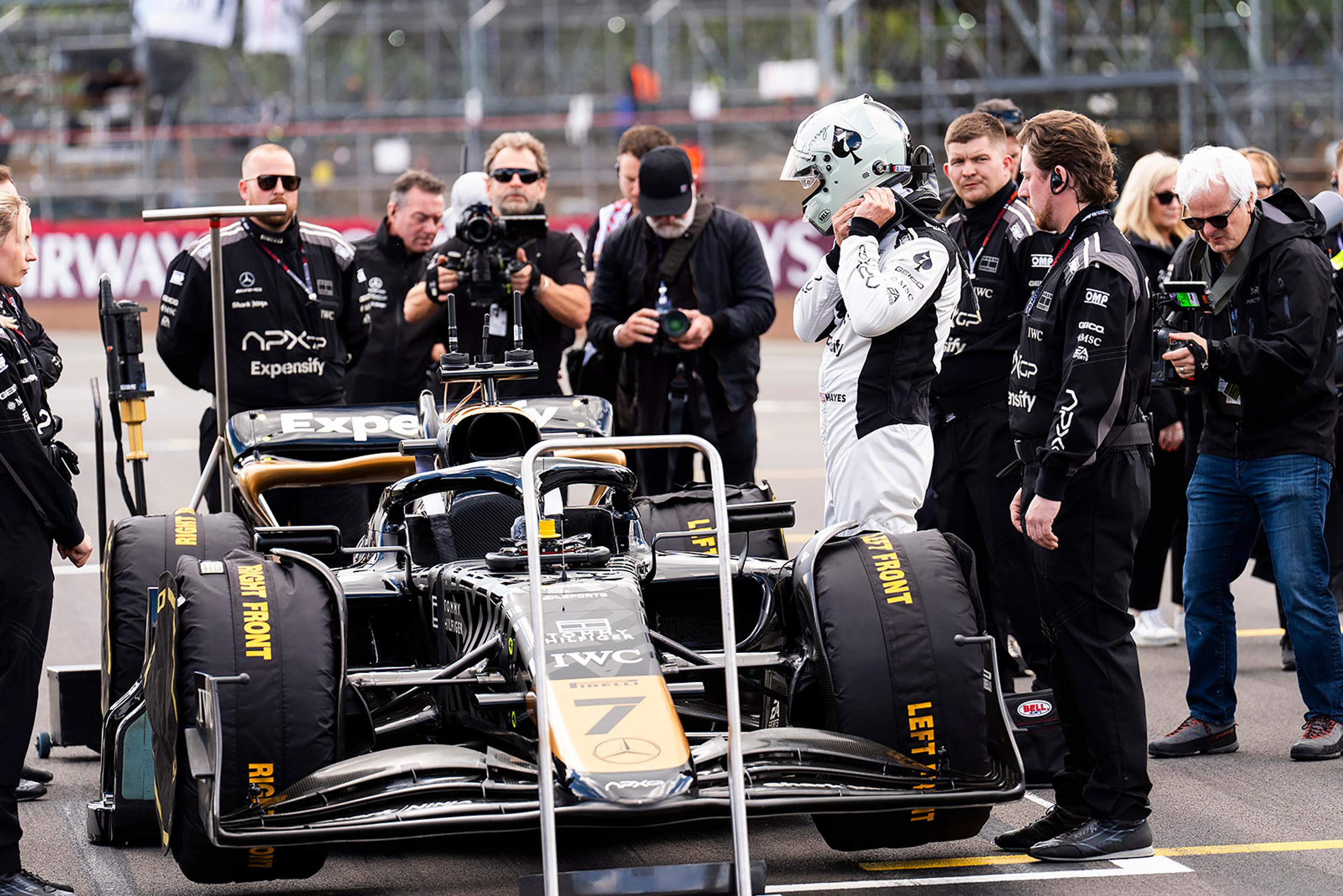 Na VC Veľkej Británie točil film slávny Brad Pitt.