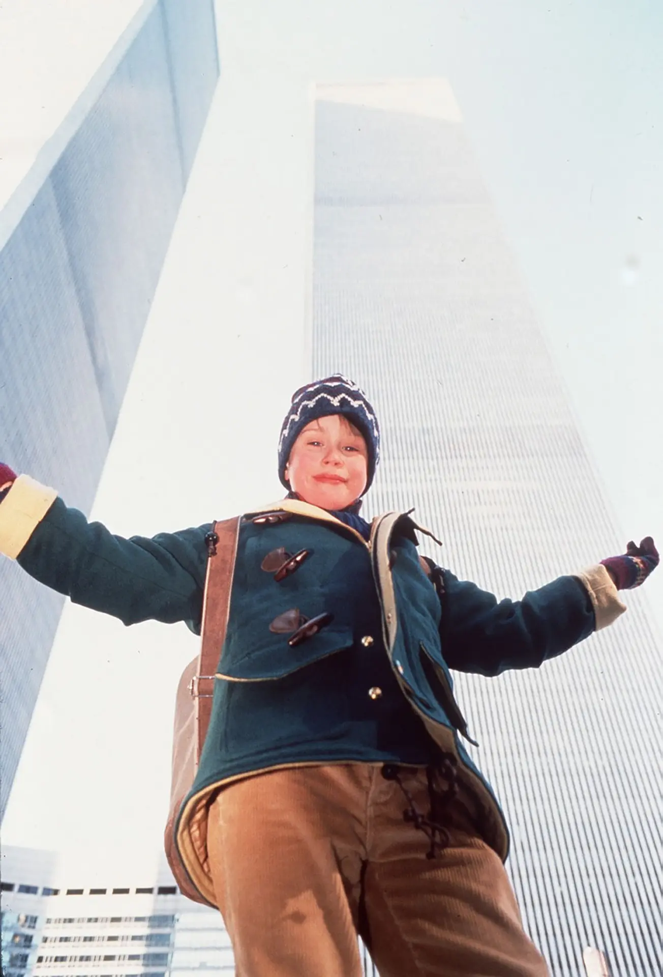 Svetové obchodné centrum sa objavilo aj v stovkách filmov a televíznych seriáloch. Môžeme ich vidieť vo filmoch Sám doma 2: Stratený v New Yorku (1992) – Kevin sa dokonca dostane na vyhliadku Južnej veže – ďalej Superman (1978), King Kong (1976), Wall Str