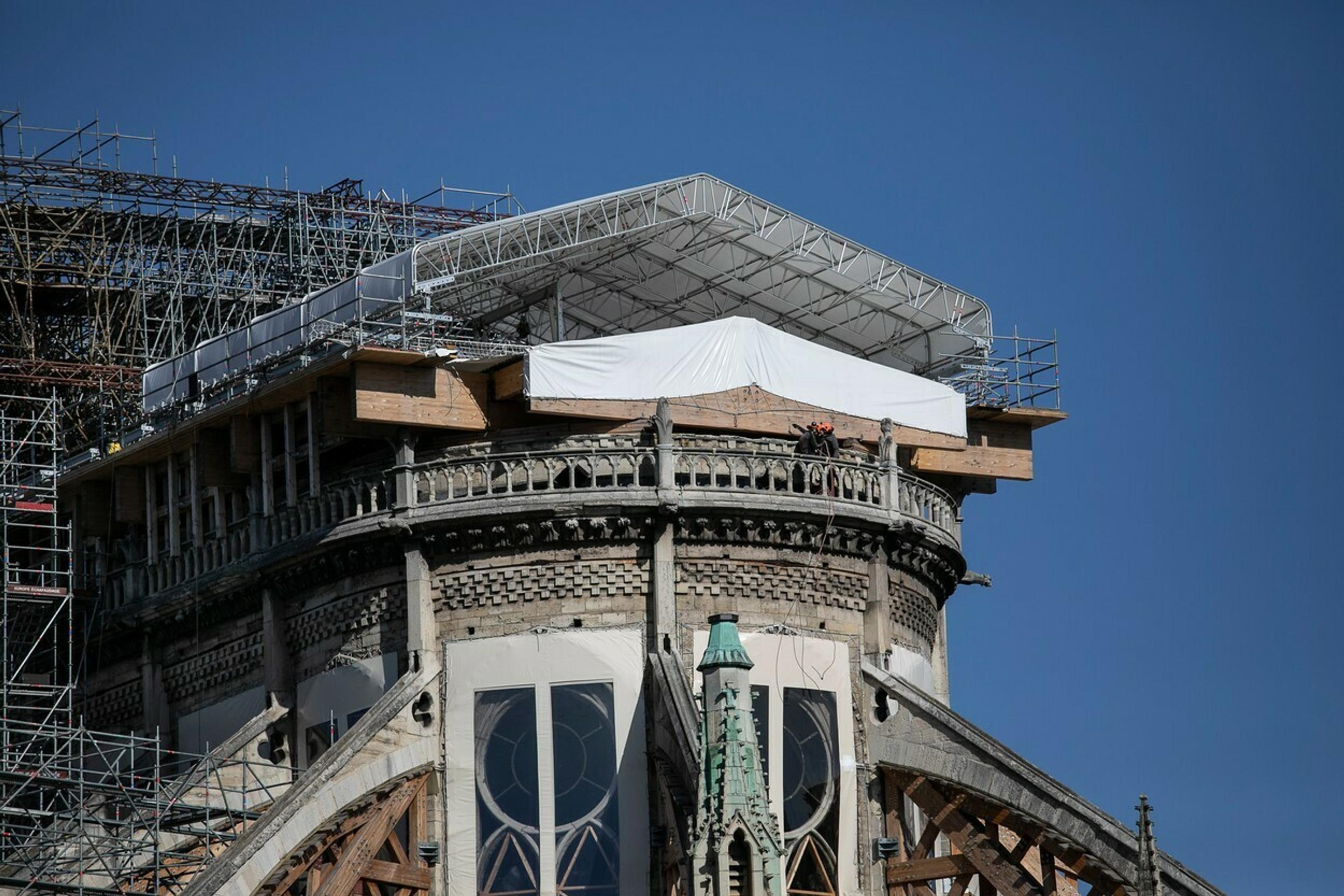 Rekonštrukčné práce katedrály Notre-Dame po požiari z apríla 2019