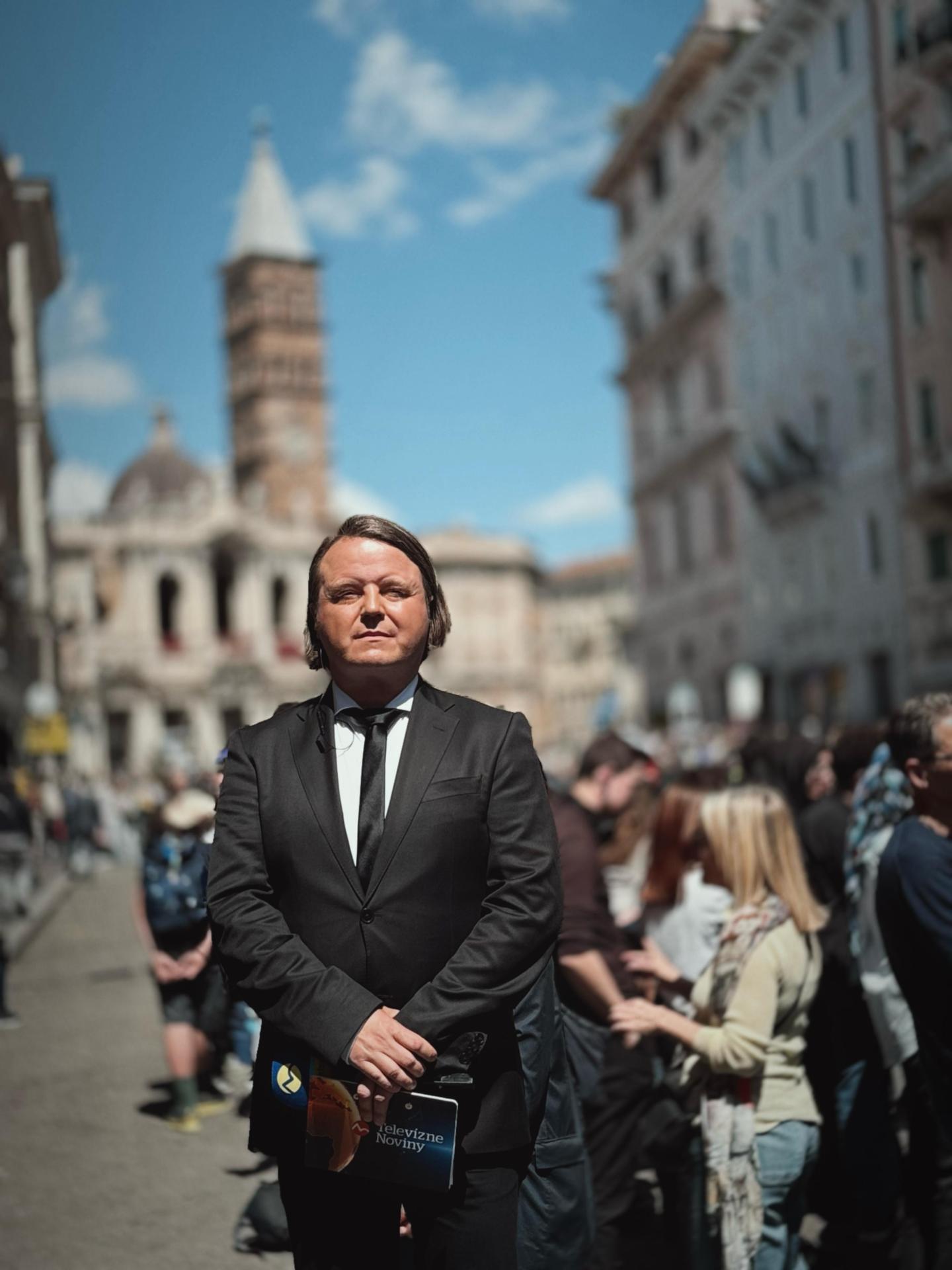 Dianie vo Vatikáne sleduje aj Ján Tribula