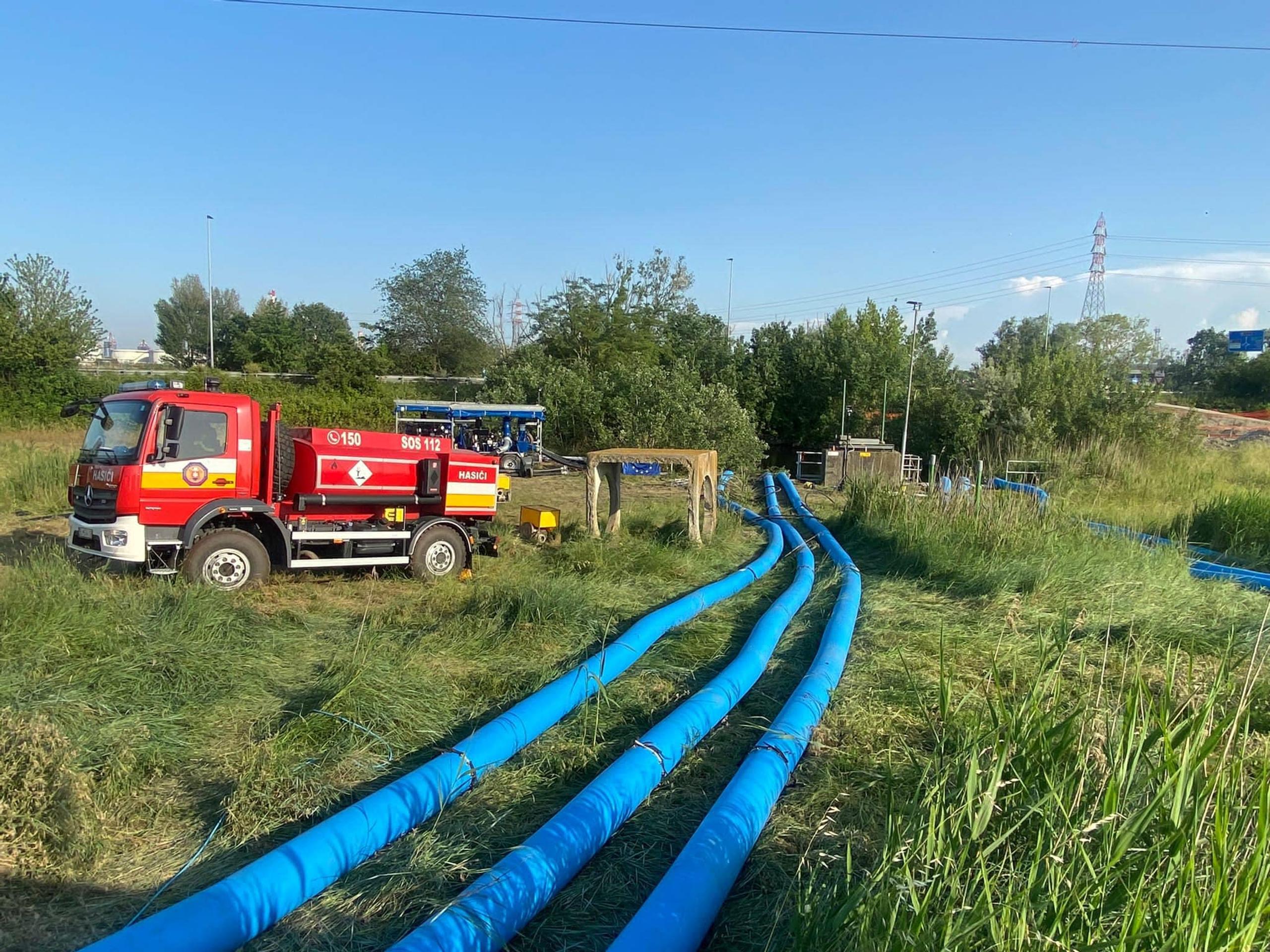 Naši hasiči pomáhajú v Taliansku