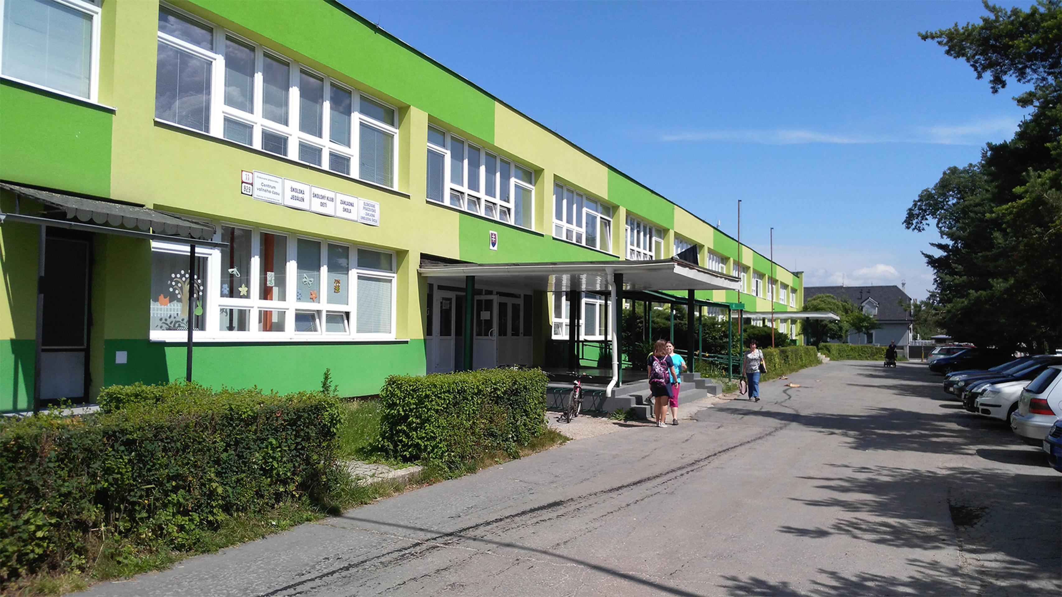 Nešťastie na základnej škole.