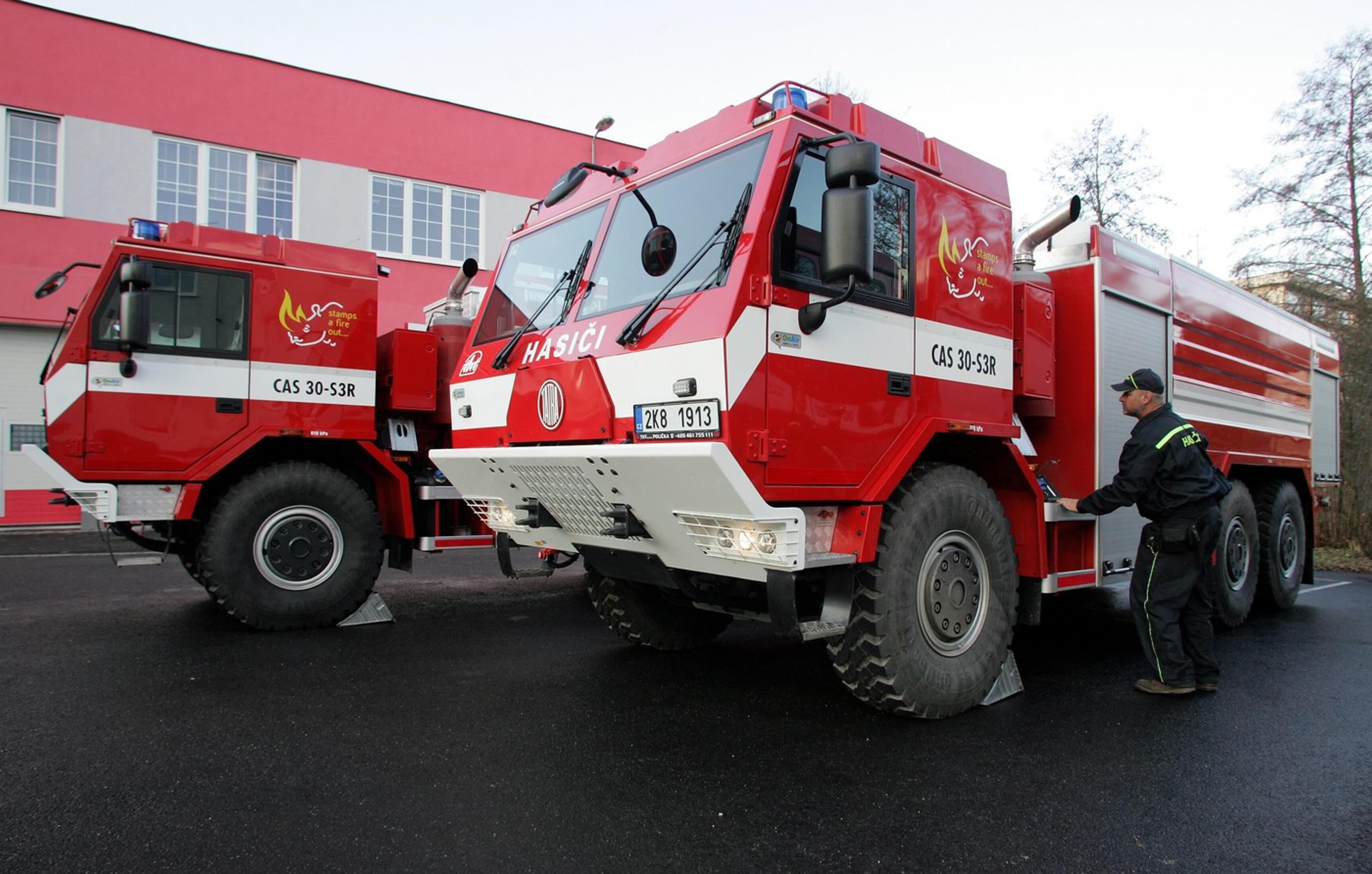 Špeciálne hasičské vozidlá  Tatra CAS 30 T 815.