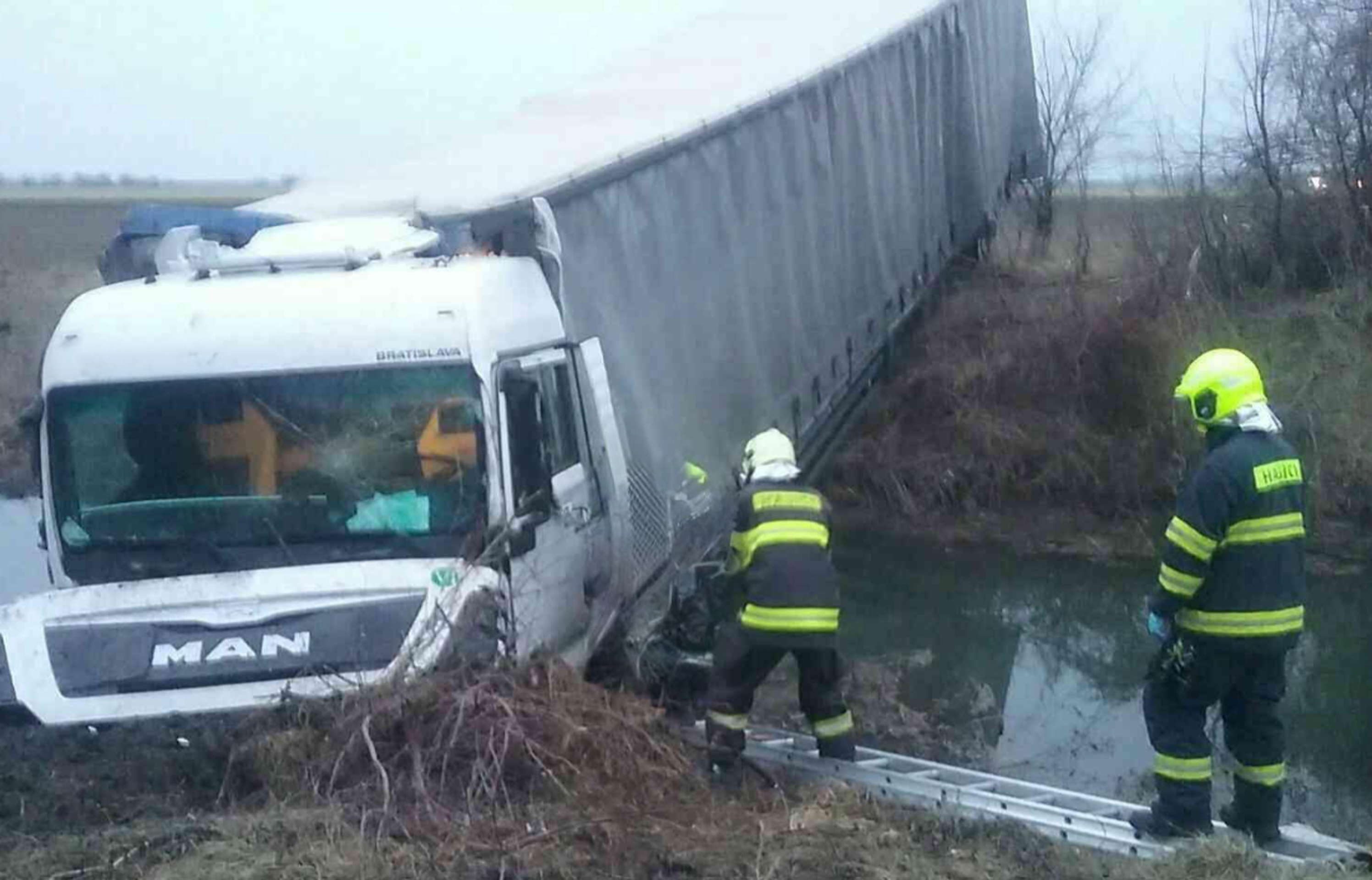 Nehoda kamiónu na D1.