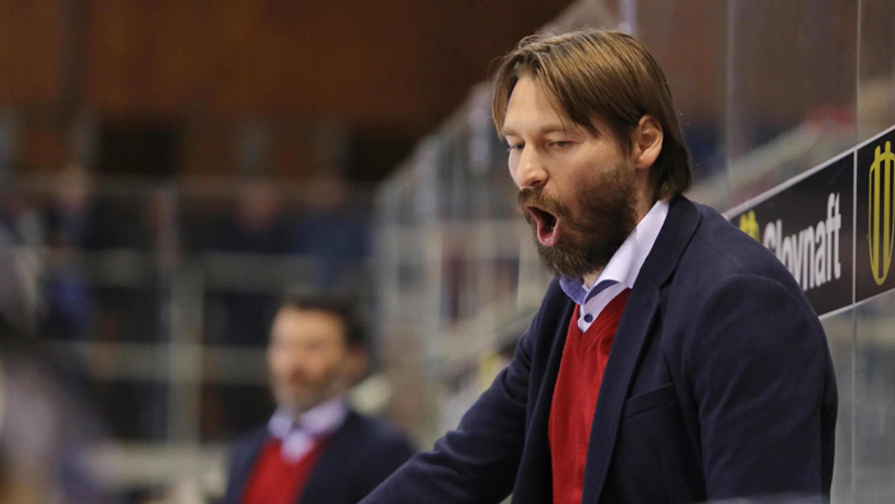 Tréner Banskej Bystrice Vladimír Országh.