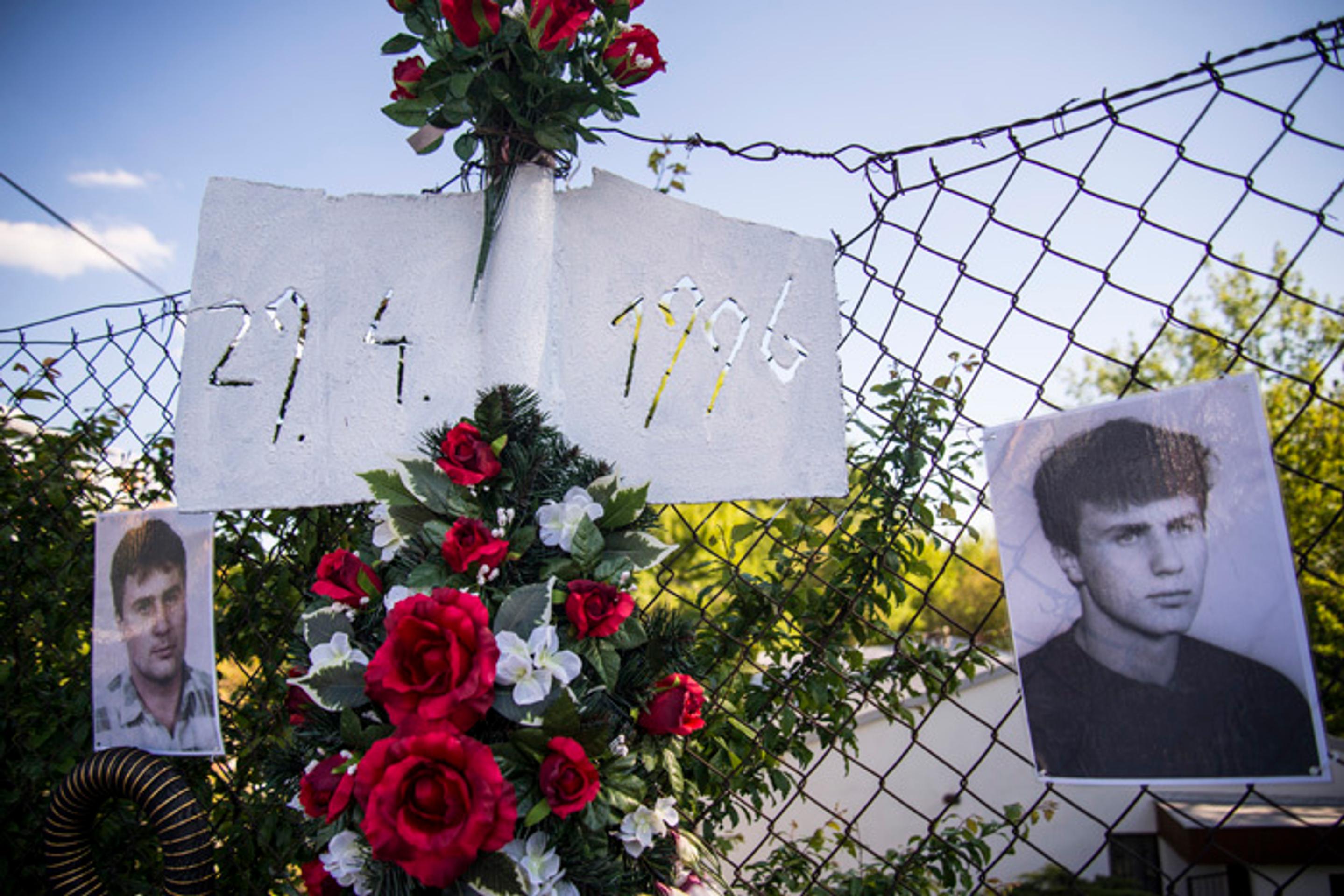 Pamätný kríž Róberta Remiáša.