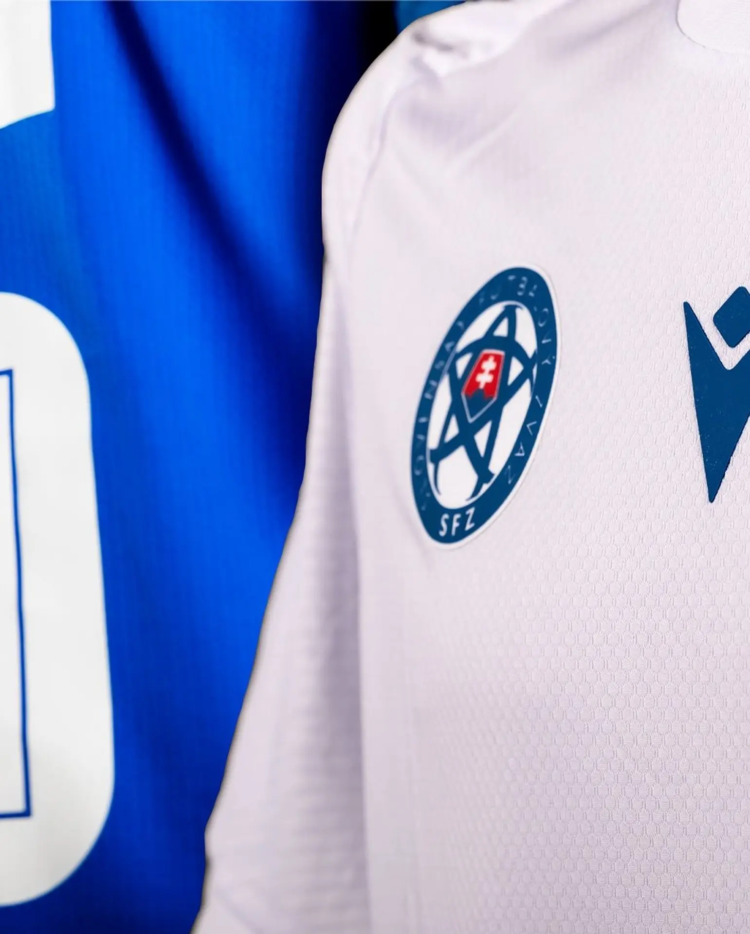 Nové dresy slovenskej futbalovej reprezentácie.