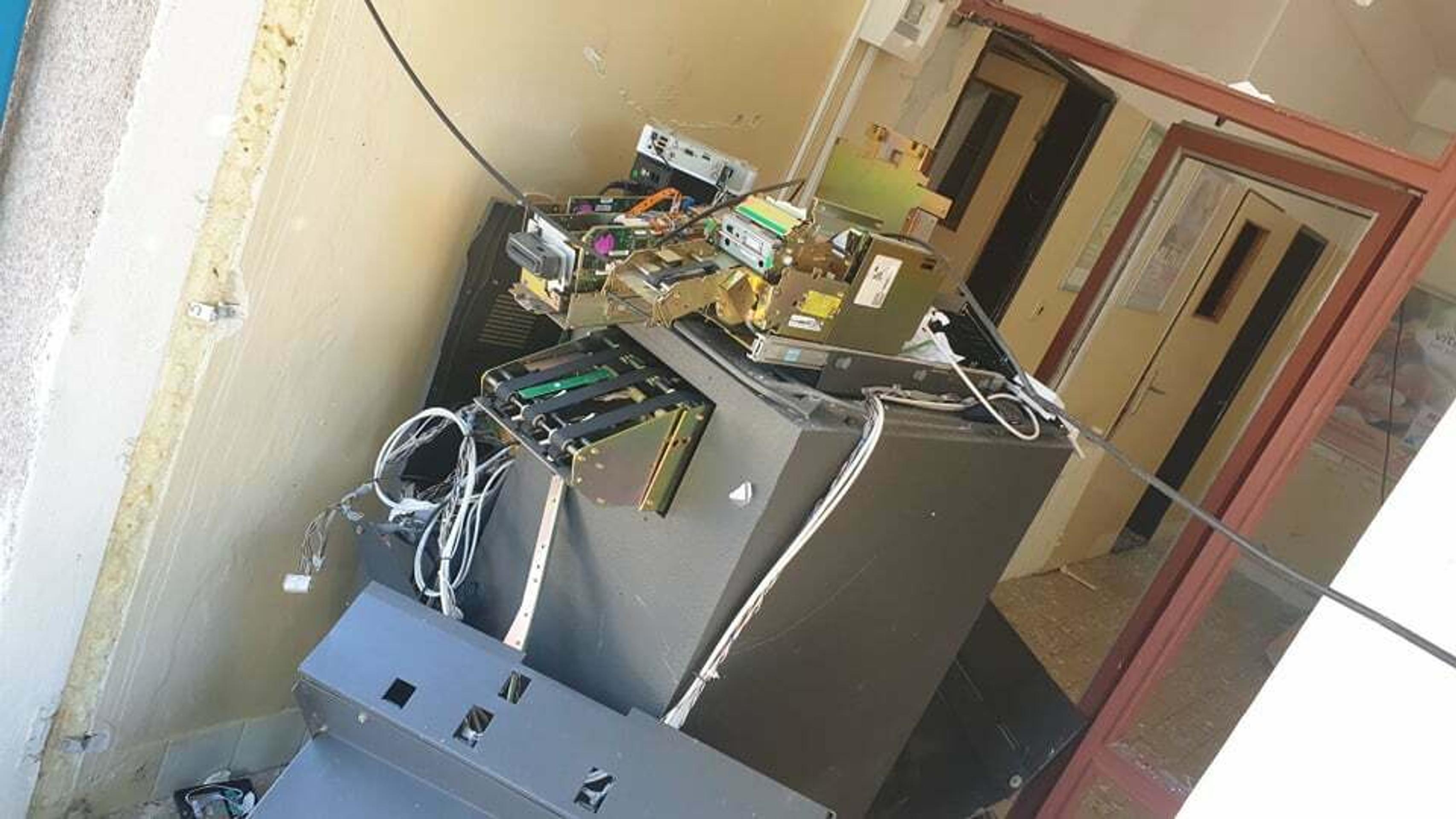 Vybuchnutý bankomat v Turni nad Bodvou.